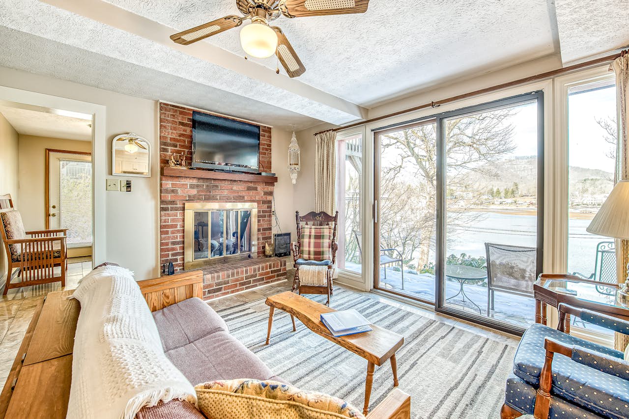 Armstrong Apartment 1 BD Lake Junaluska, NC Vacation Rental Vacasa