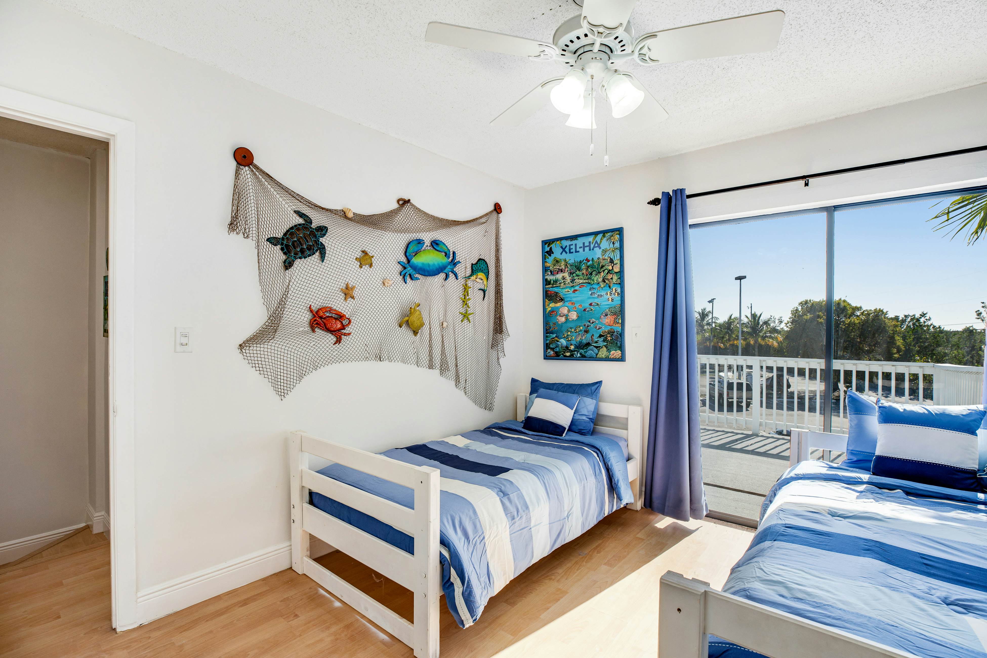 Kawama Yacht Club A4