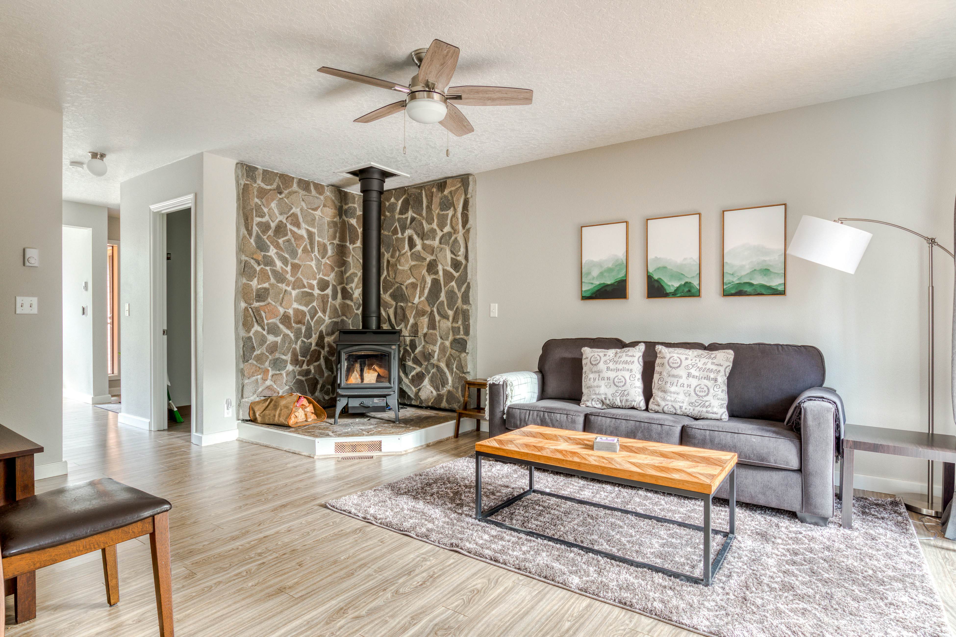 Sandy River Serenade