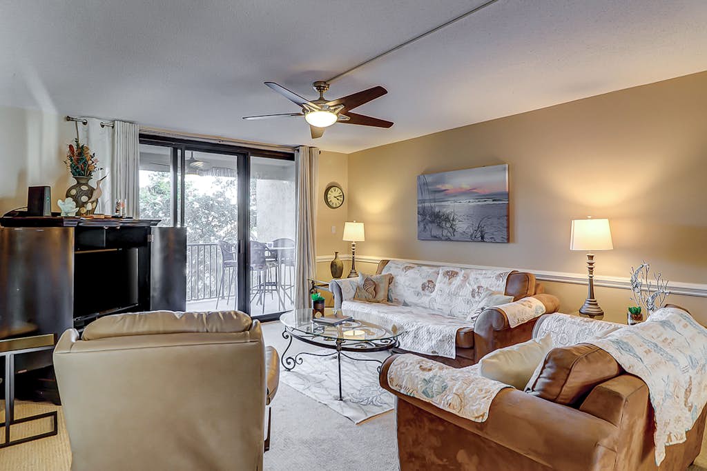 Fun island retreat with pool, hot tub, beach access & balcony — Hilton Head, SC — vacation rental