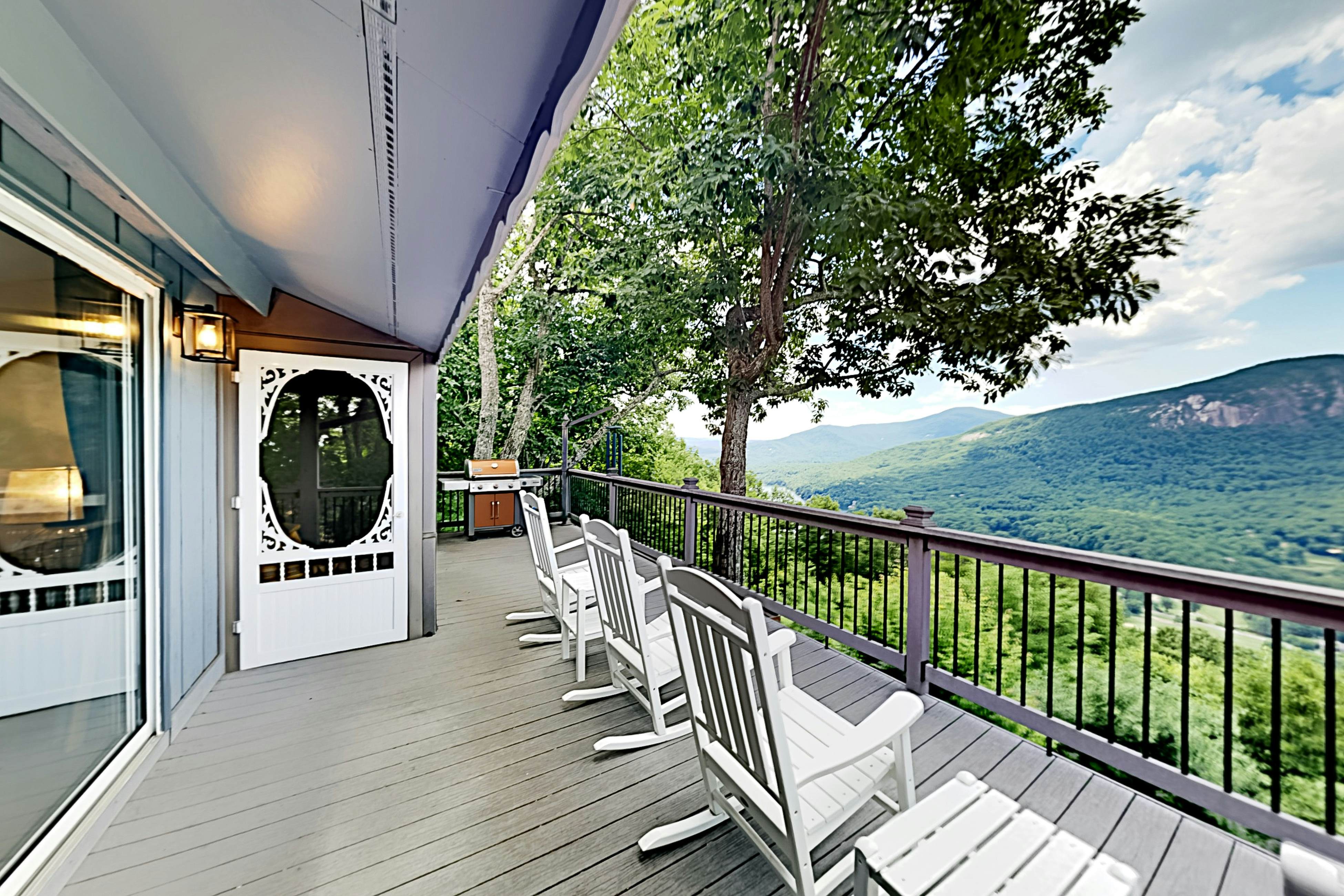 Youngs Mountain Hideaway