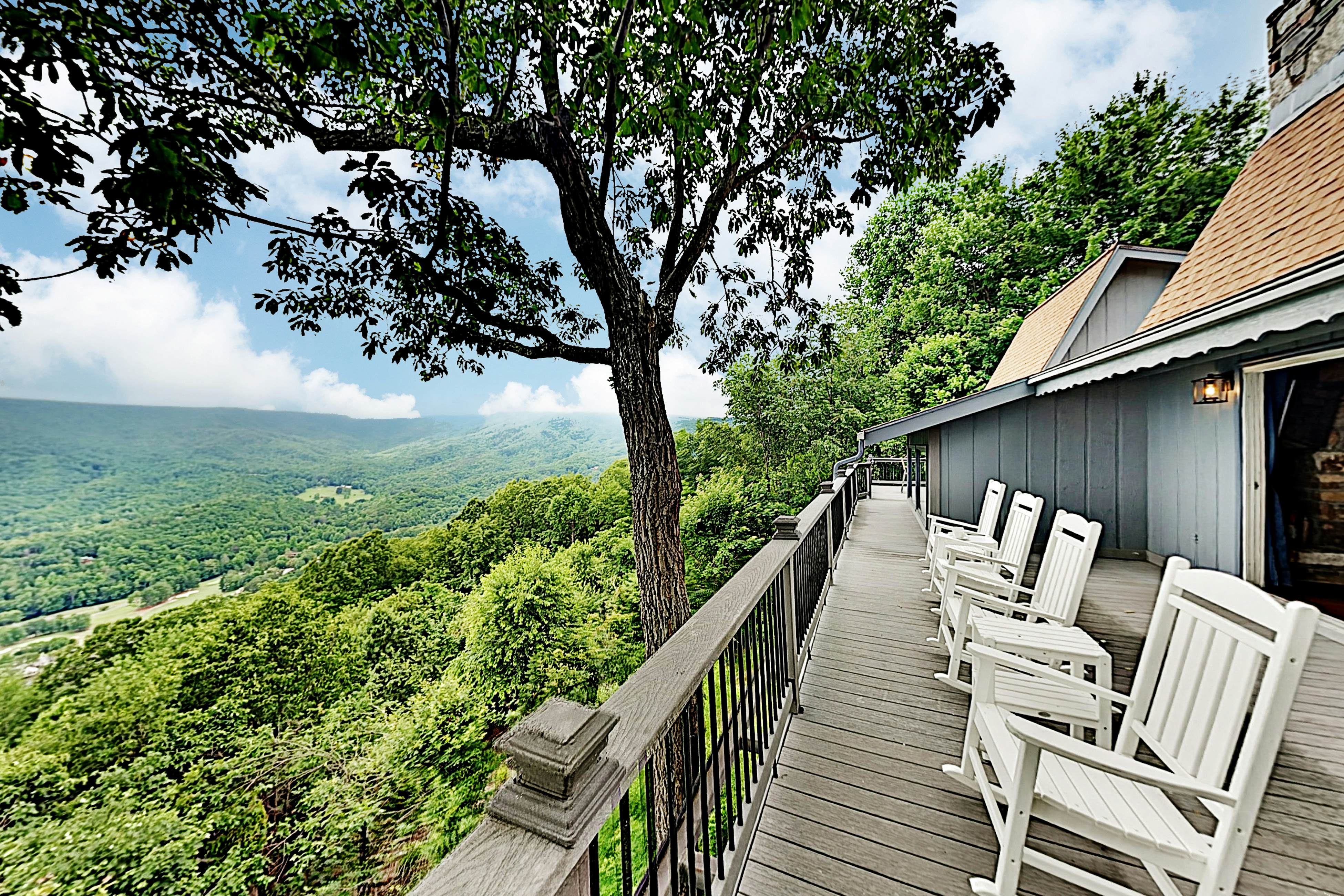 Youngs Mountain Hideaway