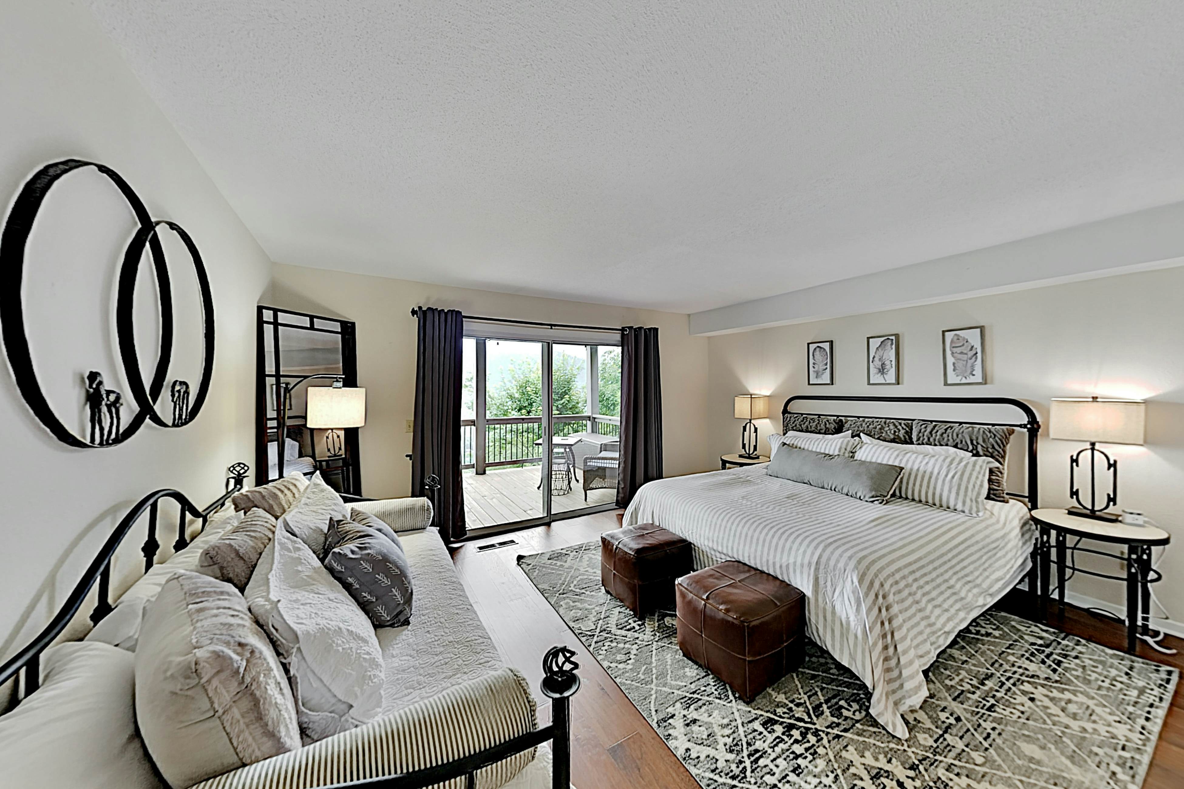 Youngs Mountain Hideaway