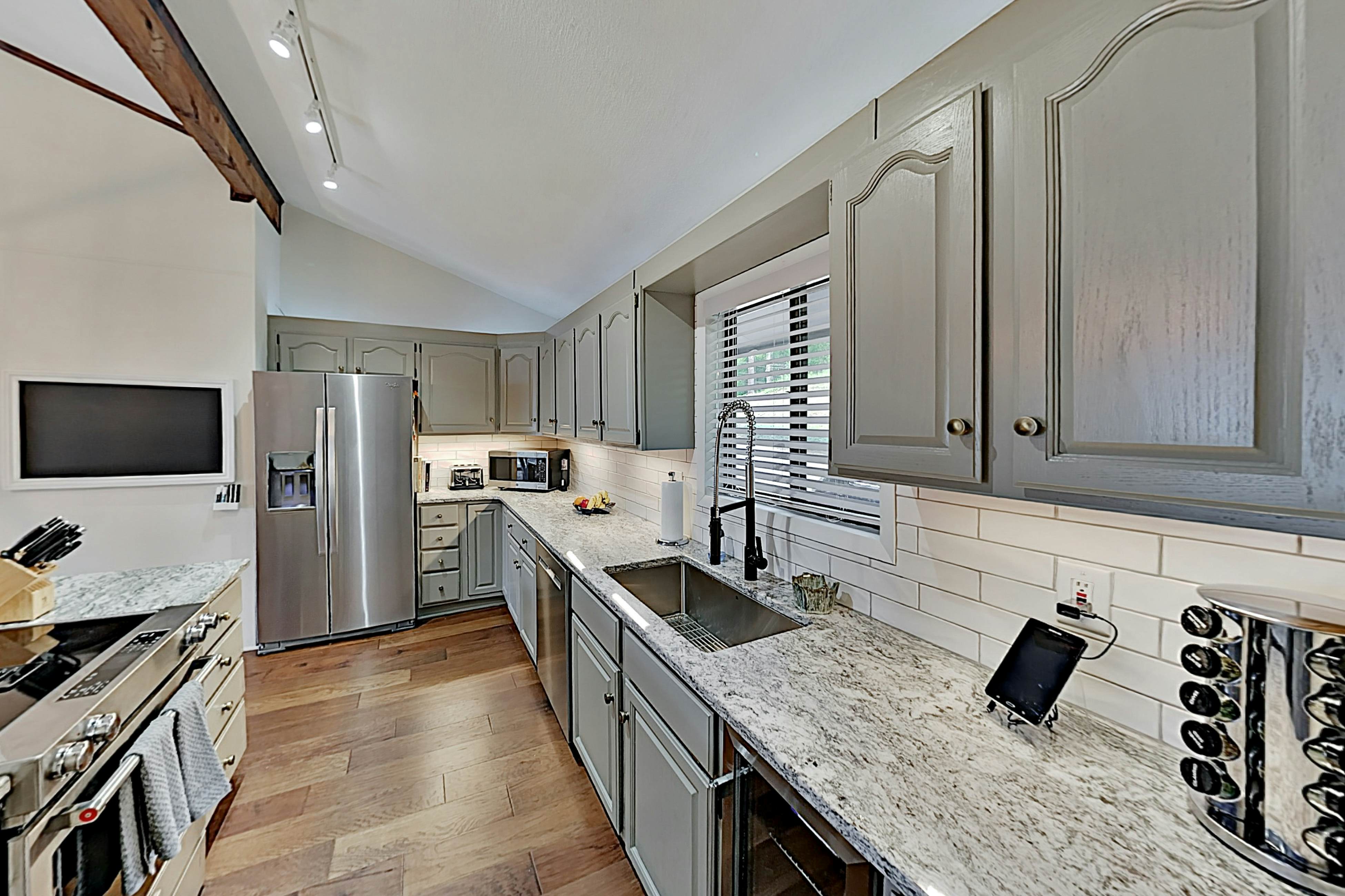 Youngs Mountain Hideaway