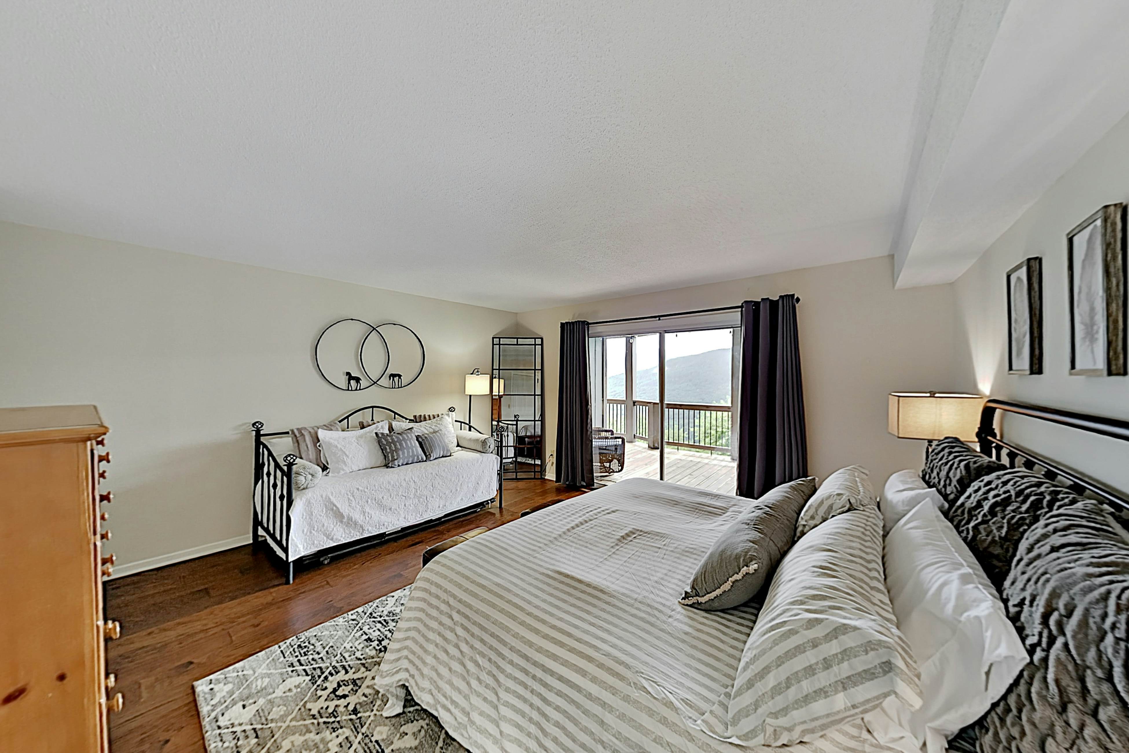 Youngs Mountain Hideaway