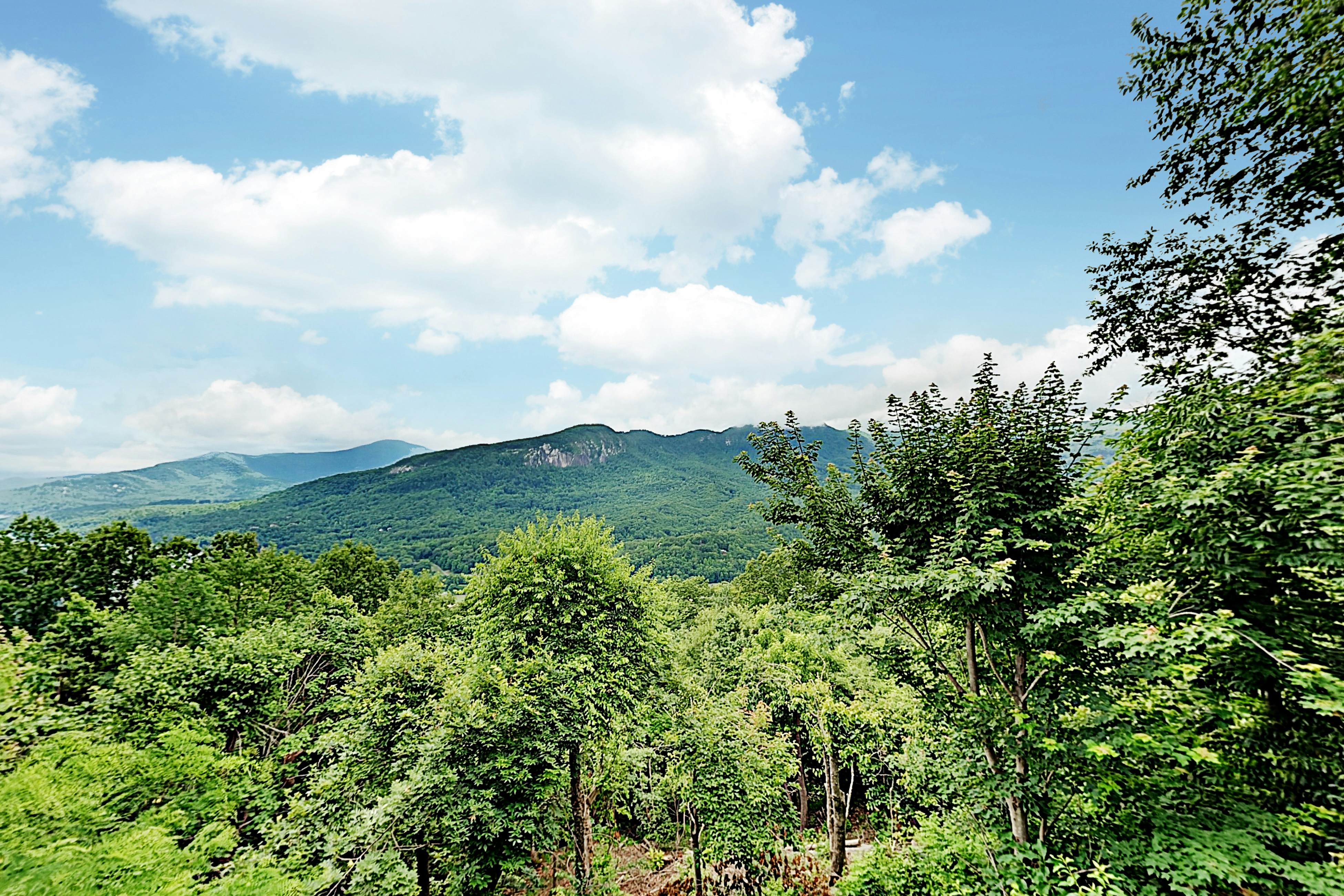 Youngs Mountain Hideaway