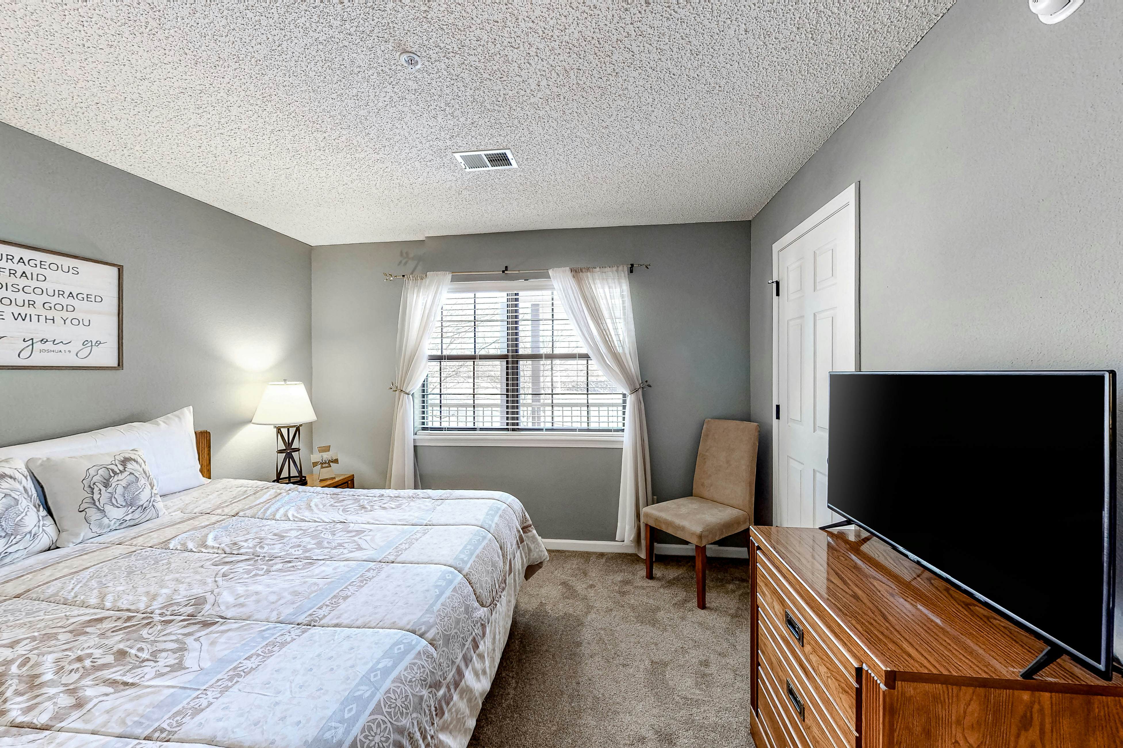 Thousand Hills - Family Getaway