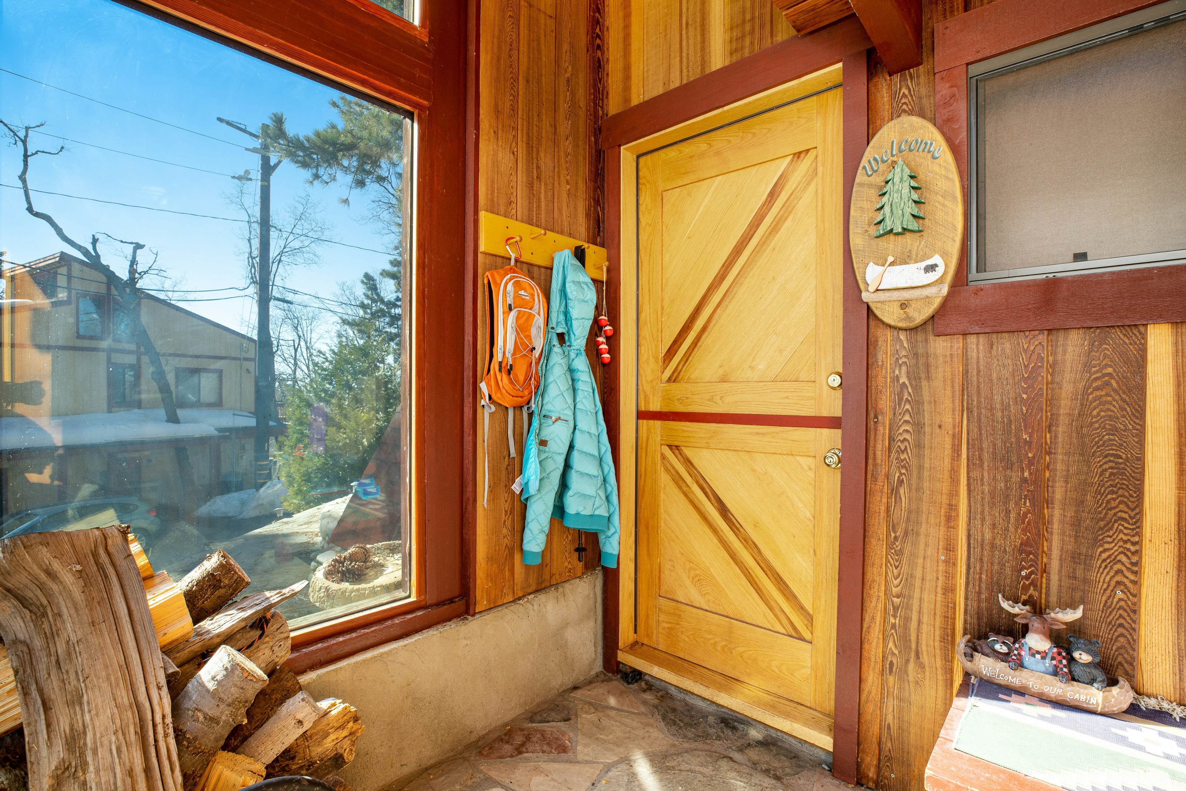 The Valley's Cabin 1 BD Green Valley Lake, CA Vacation Rental Vacasa