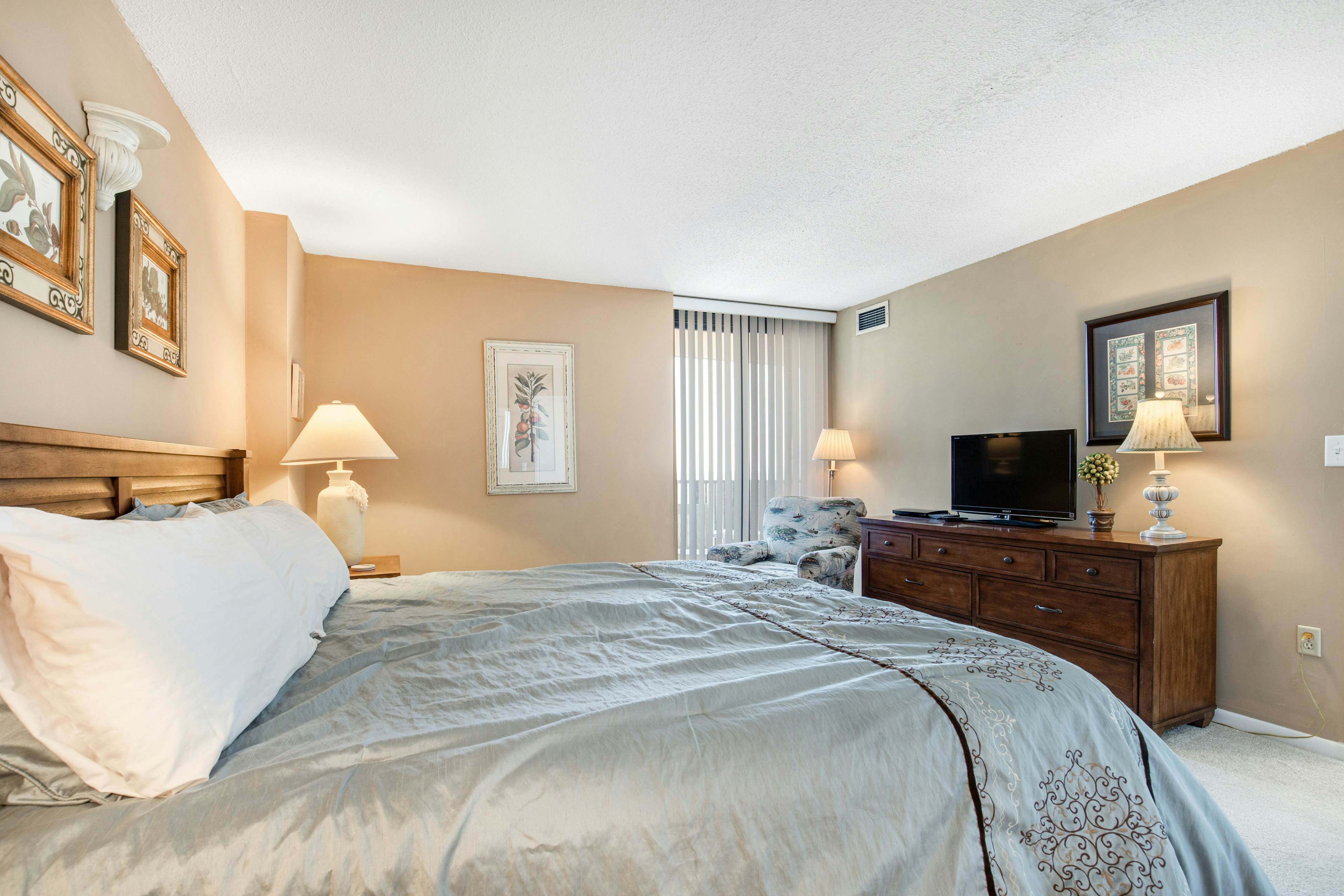 Sea Colony - 1002N Edgewater House Rd