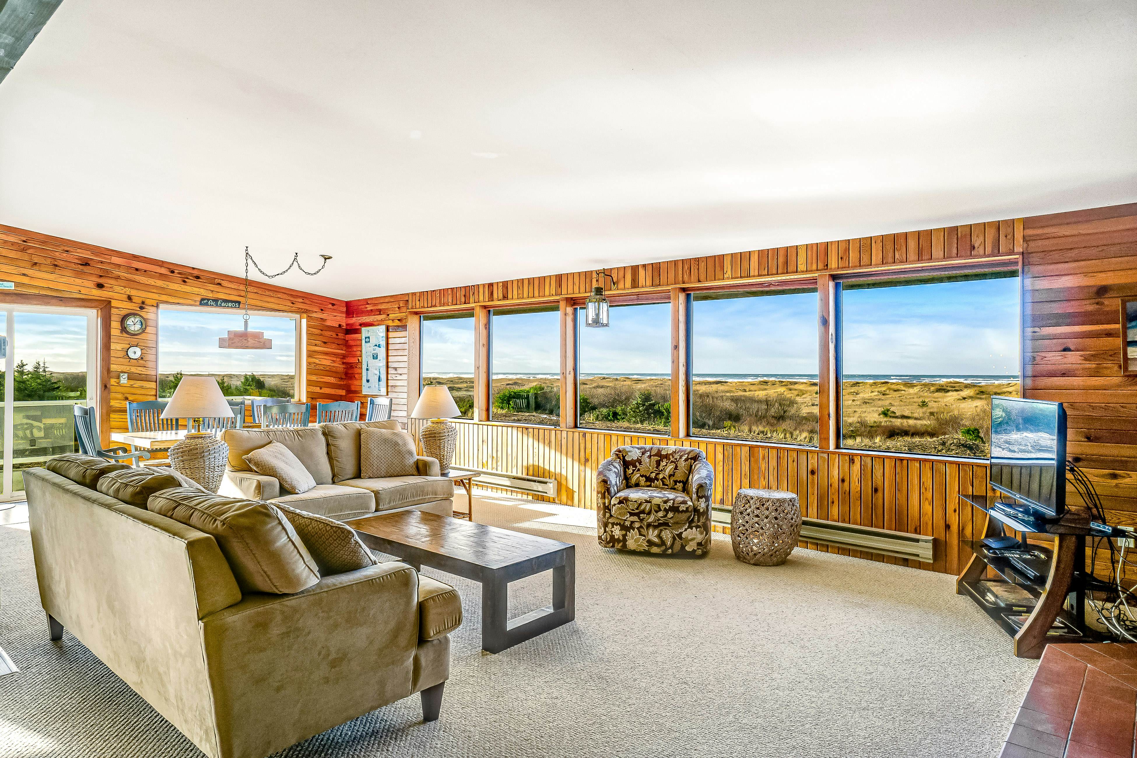 Copalis Beach Hideaway 4 BD Copalis Beach, WA Vacation Rental Vacasa