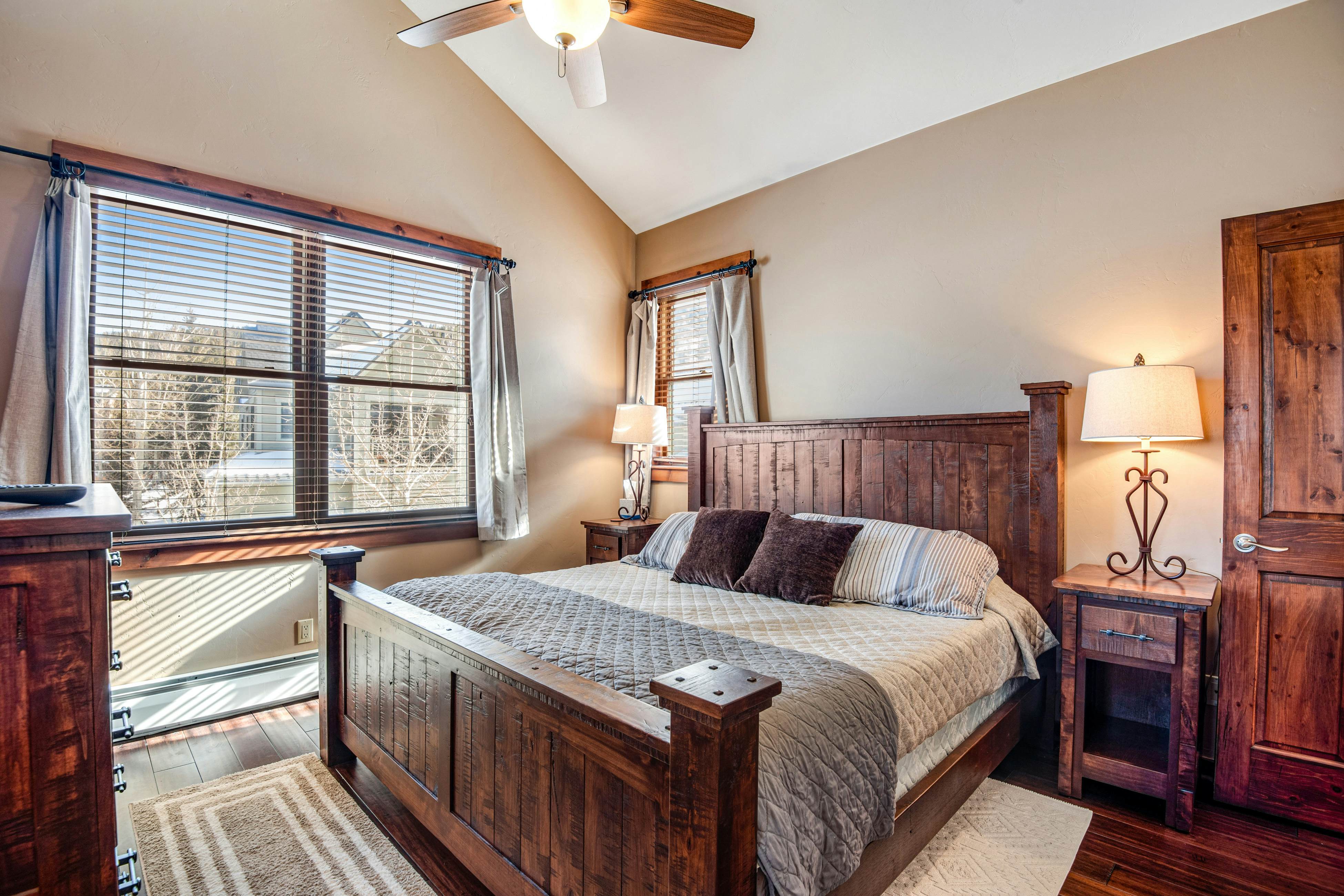 Main Street Junction #27