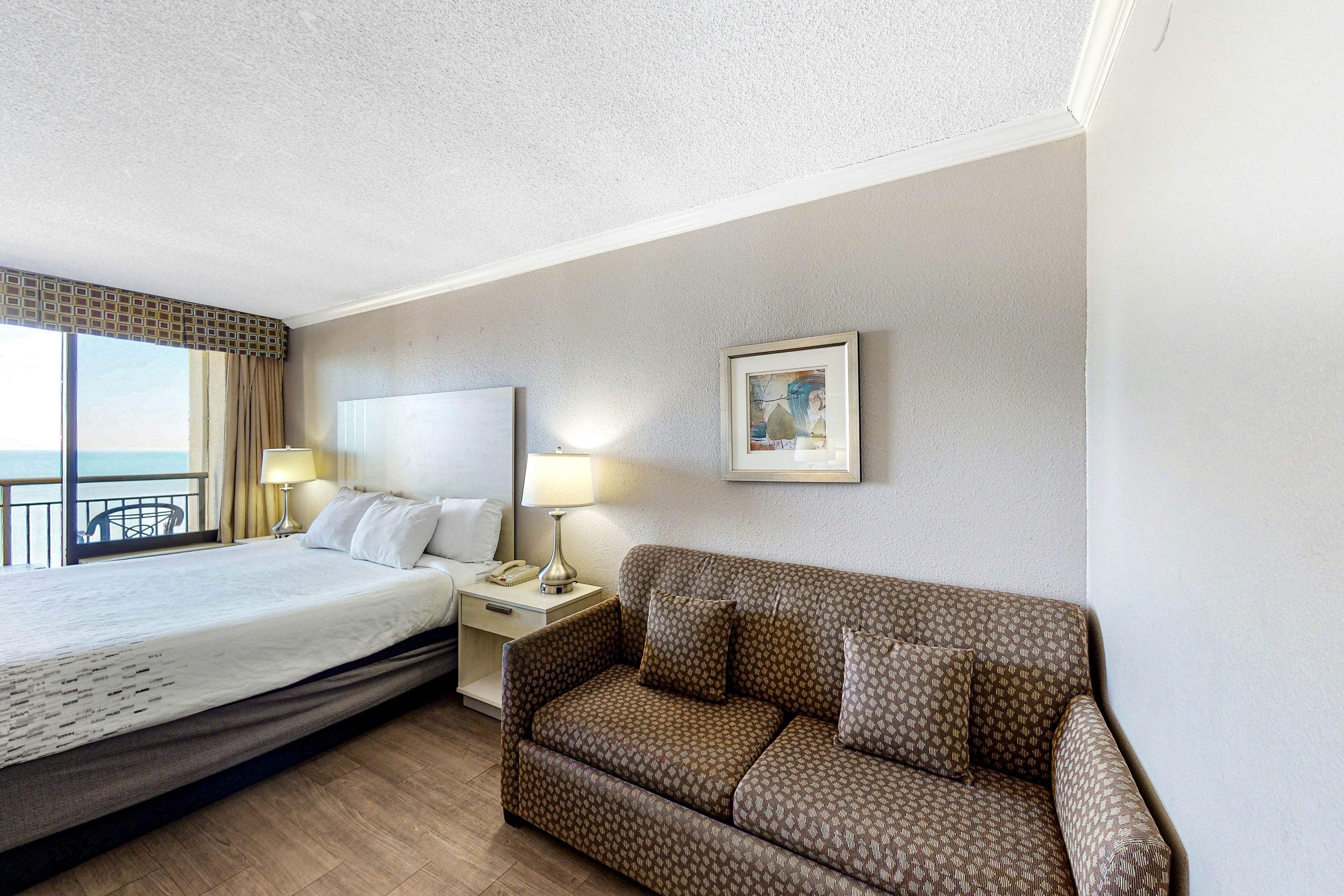 The Patricia Grand 1624