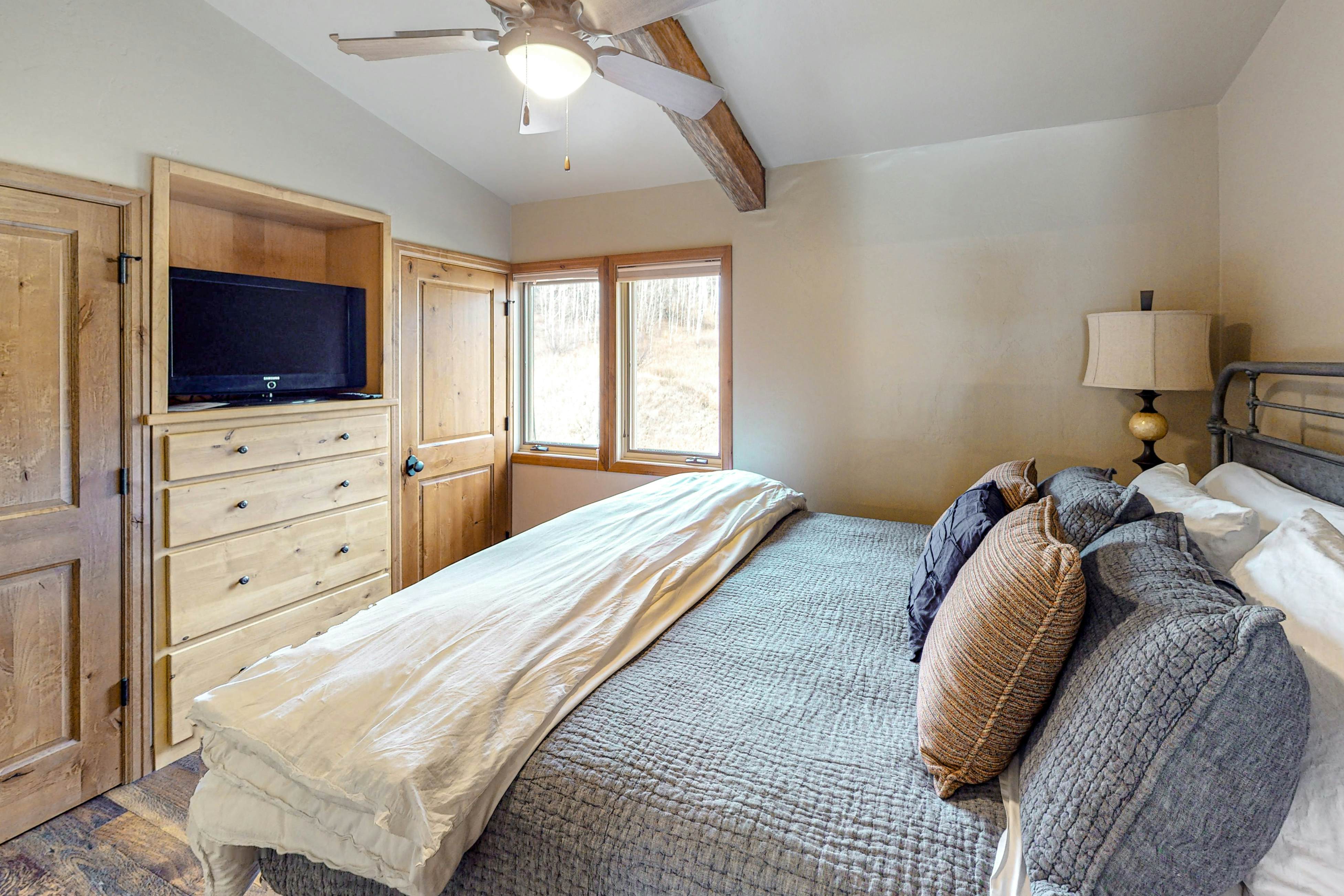 Snowmass Village 19E