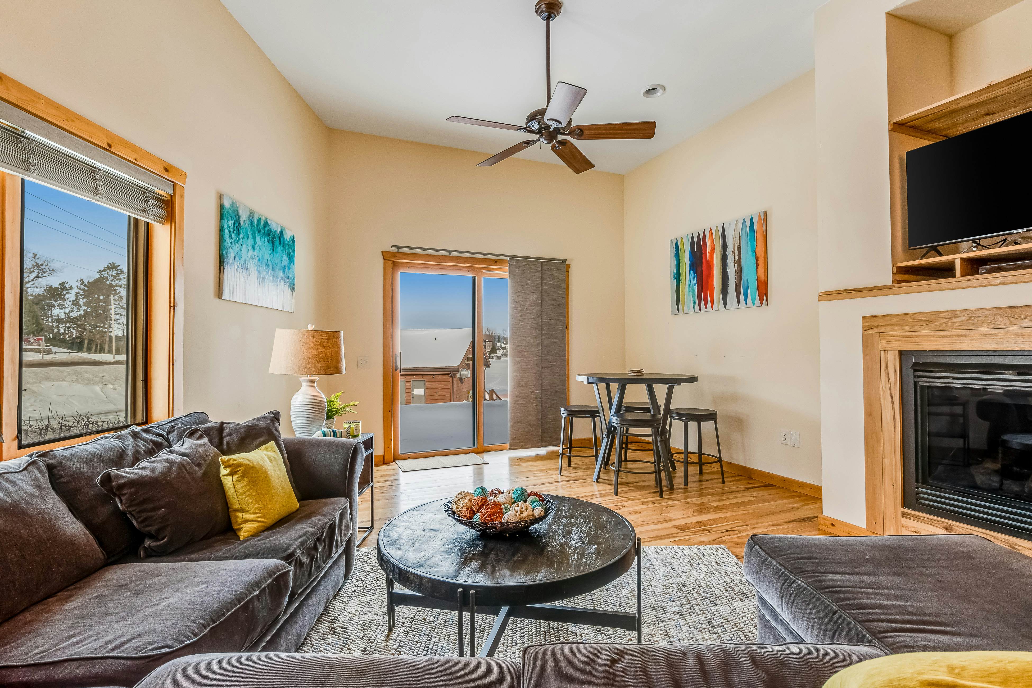 Lake Minocqua Lakeview 2 BD Minocqua, WI Vacation Rental Vacasa