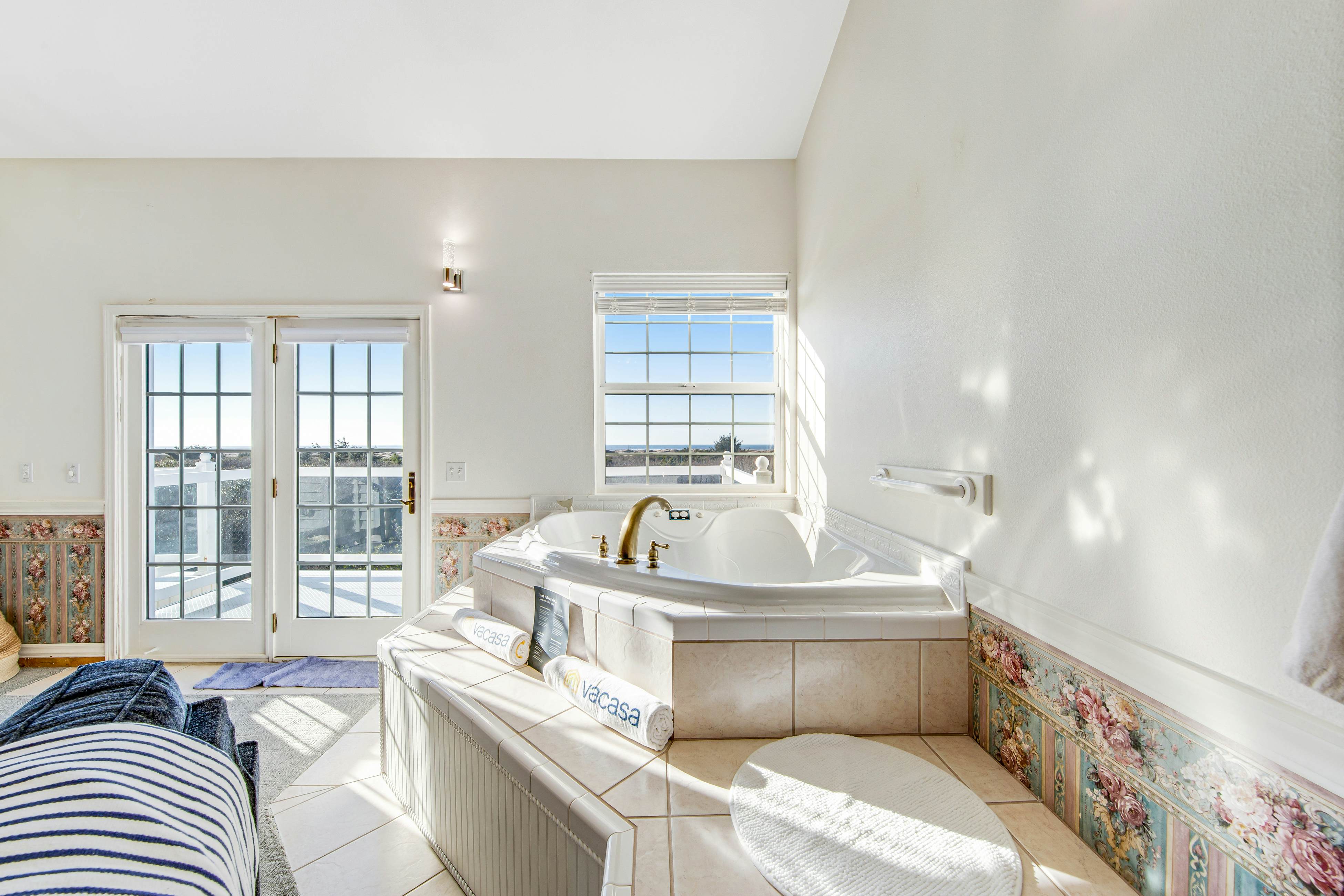 The Charlotte at Judith Ann Inn 