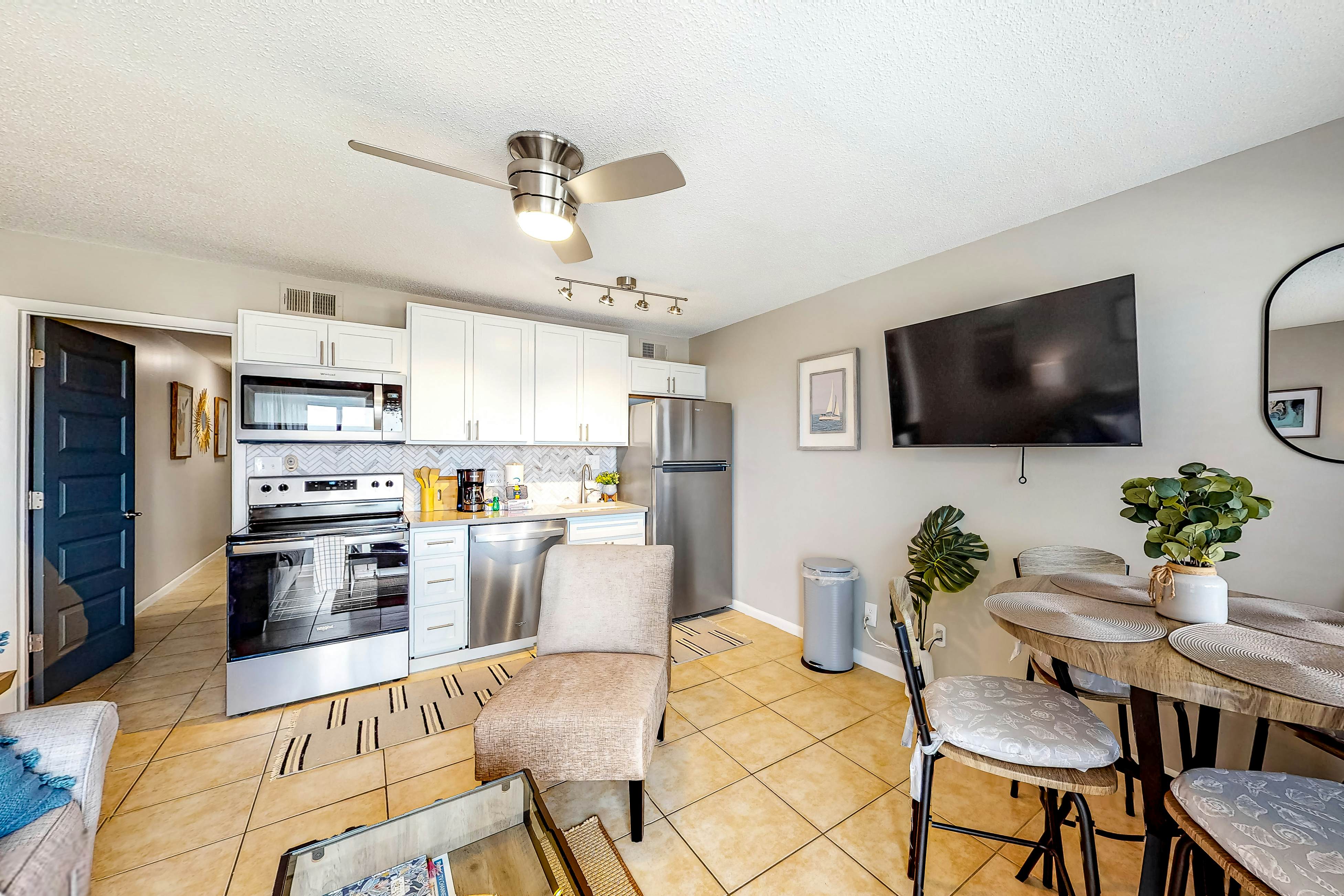 Plantation East  2205