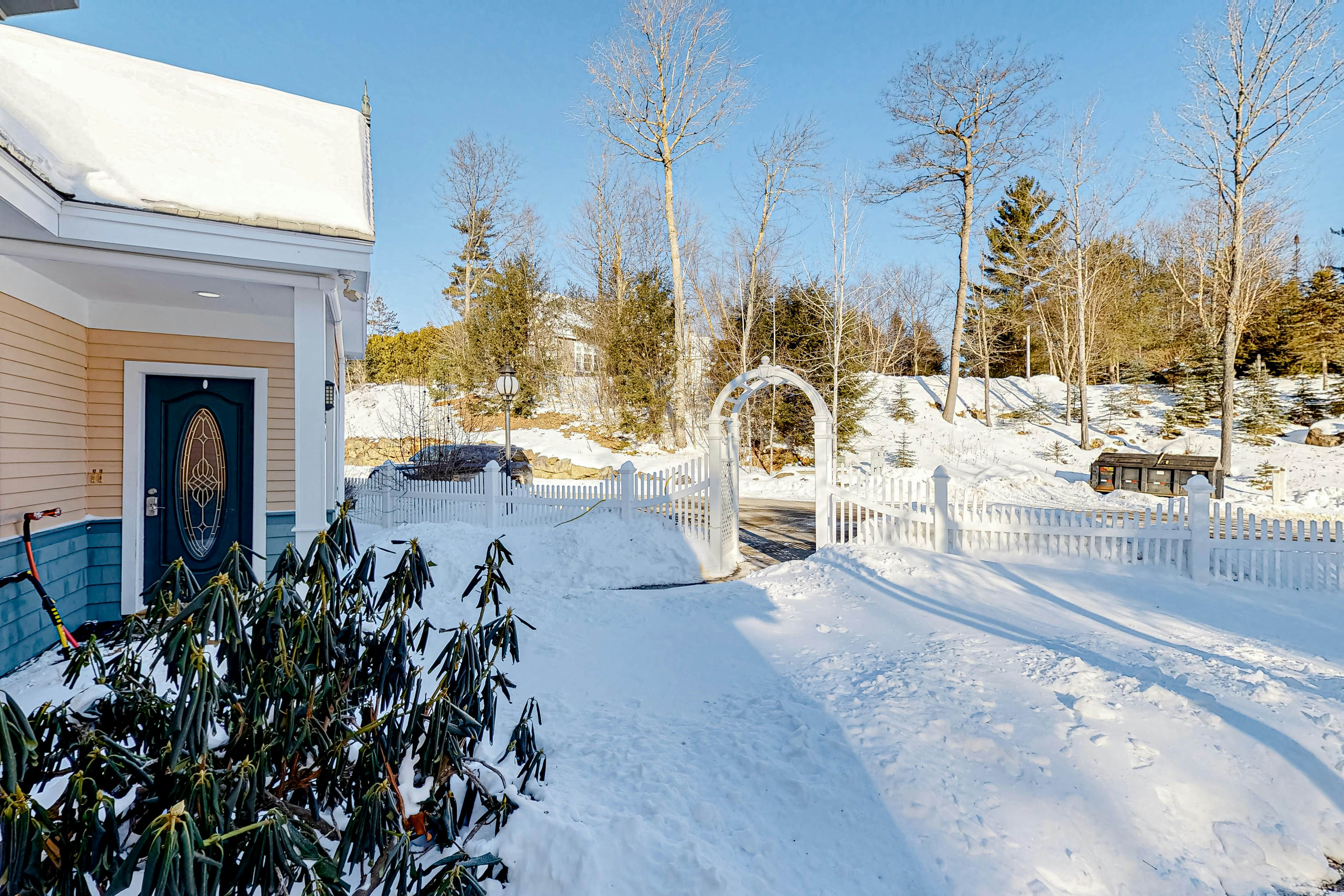 The Rest 1 BD Glen, NH Vacation Rental Vacasa