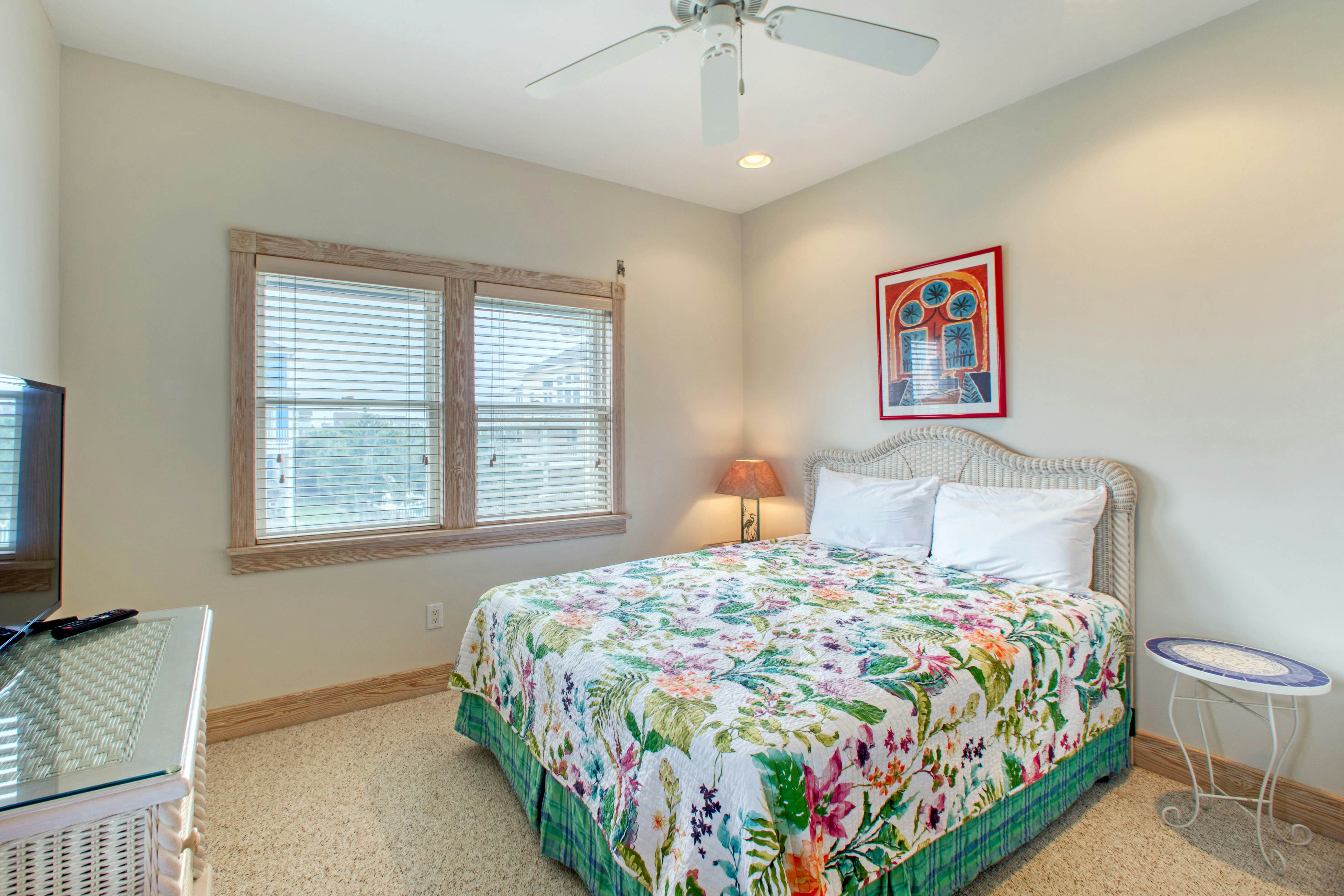 Sea Glass Dreams 711 7 BD Hatteras, NC Vacation Rental Vacasa