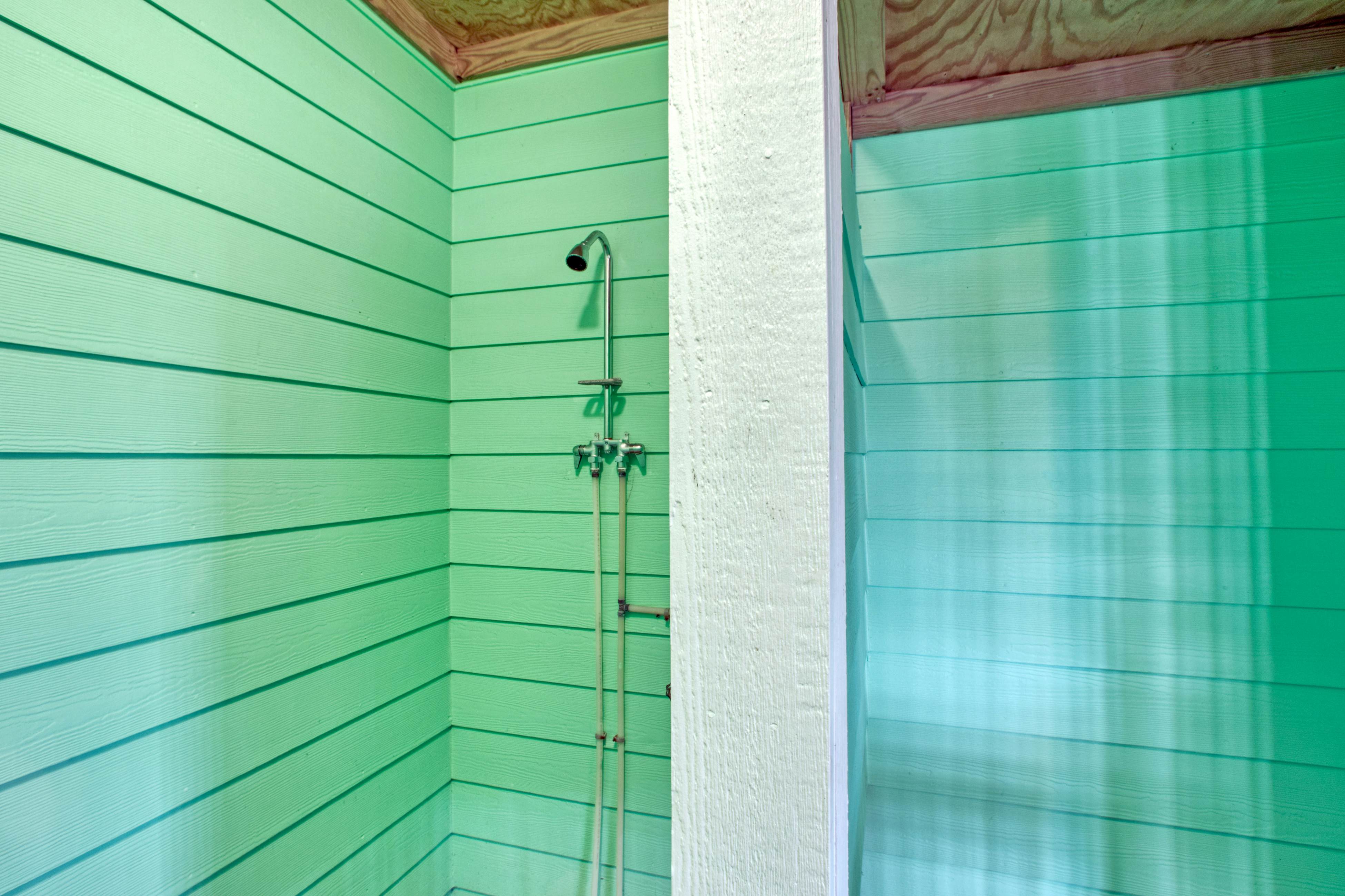 Sea Glass Dreams 711 7 BD Hatteras, NC Vacation Rental Vacasa