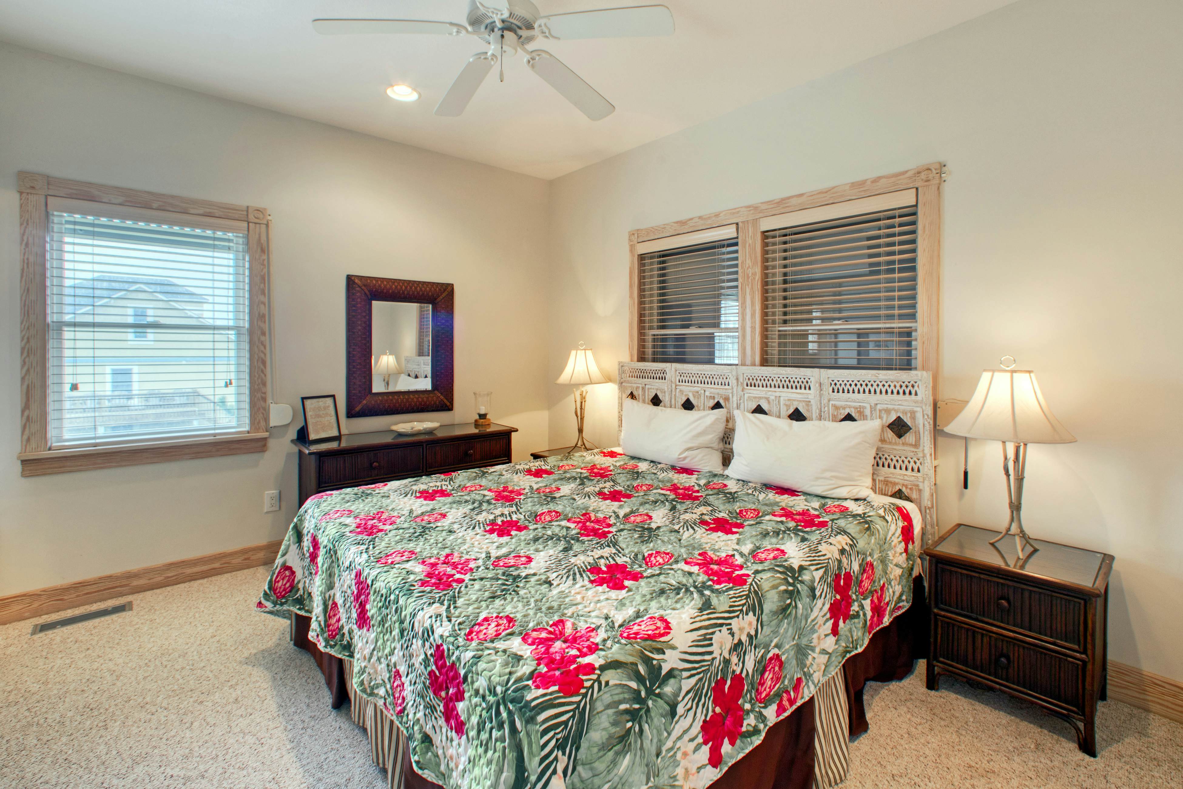 Sea Glass Dreams 711 7 BD Hatteras, NC Vacation Rental Vacasa