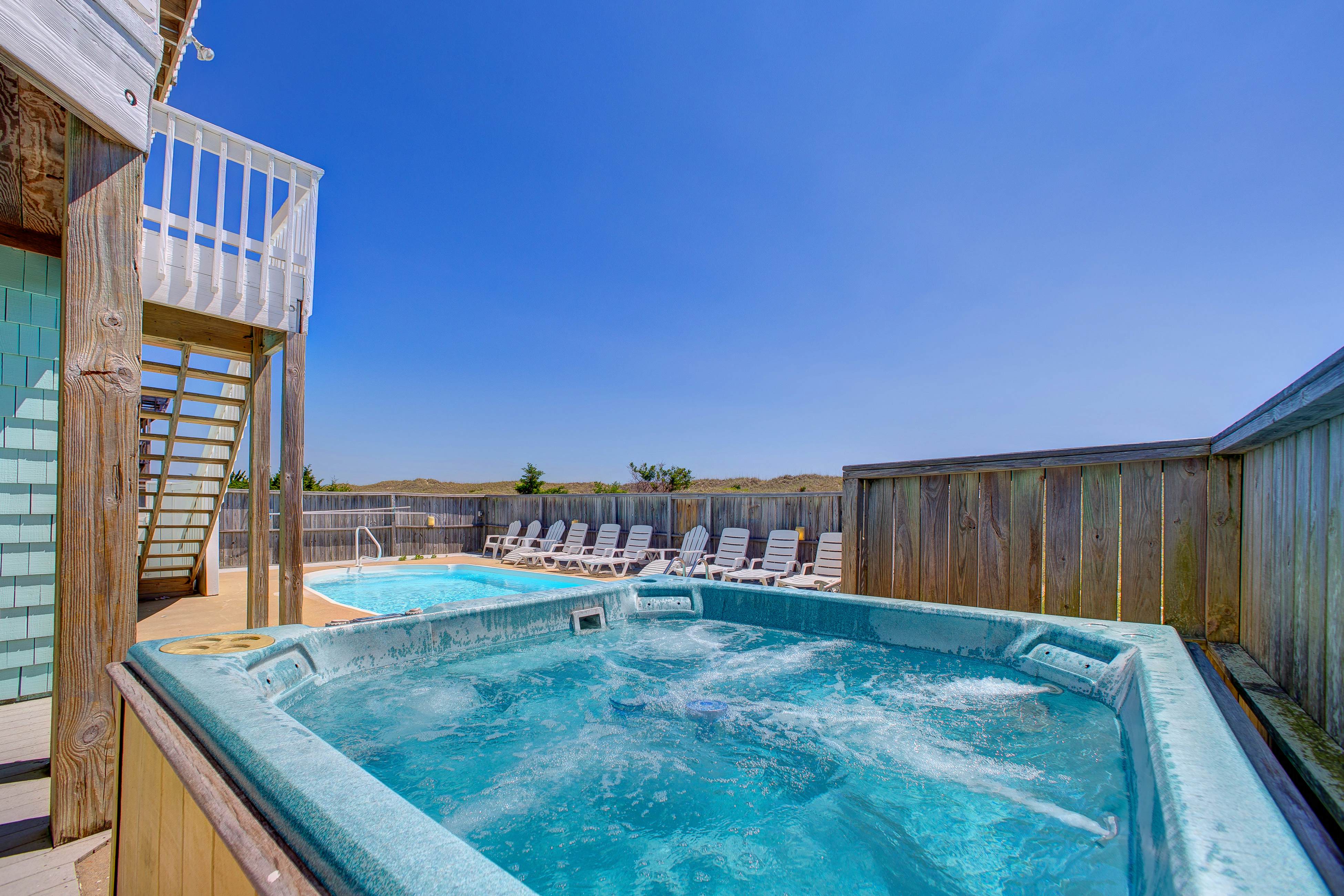 Looney Dunes 116 8 BD Waves, NC Vacation Rental Vacasa