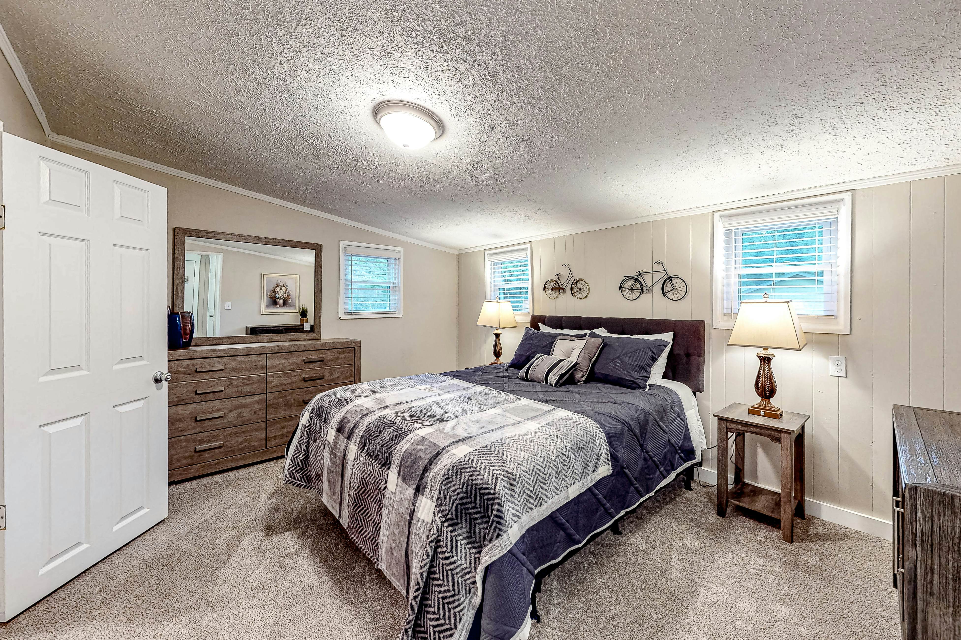 Squirrels Nest 3 BD Asheville, NC Vacation Rental Vacasa