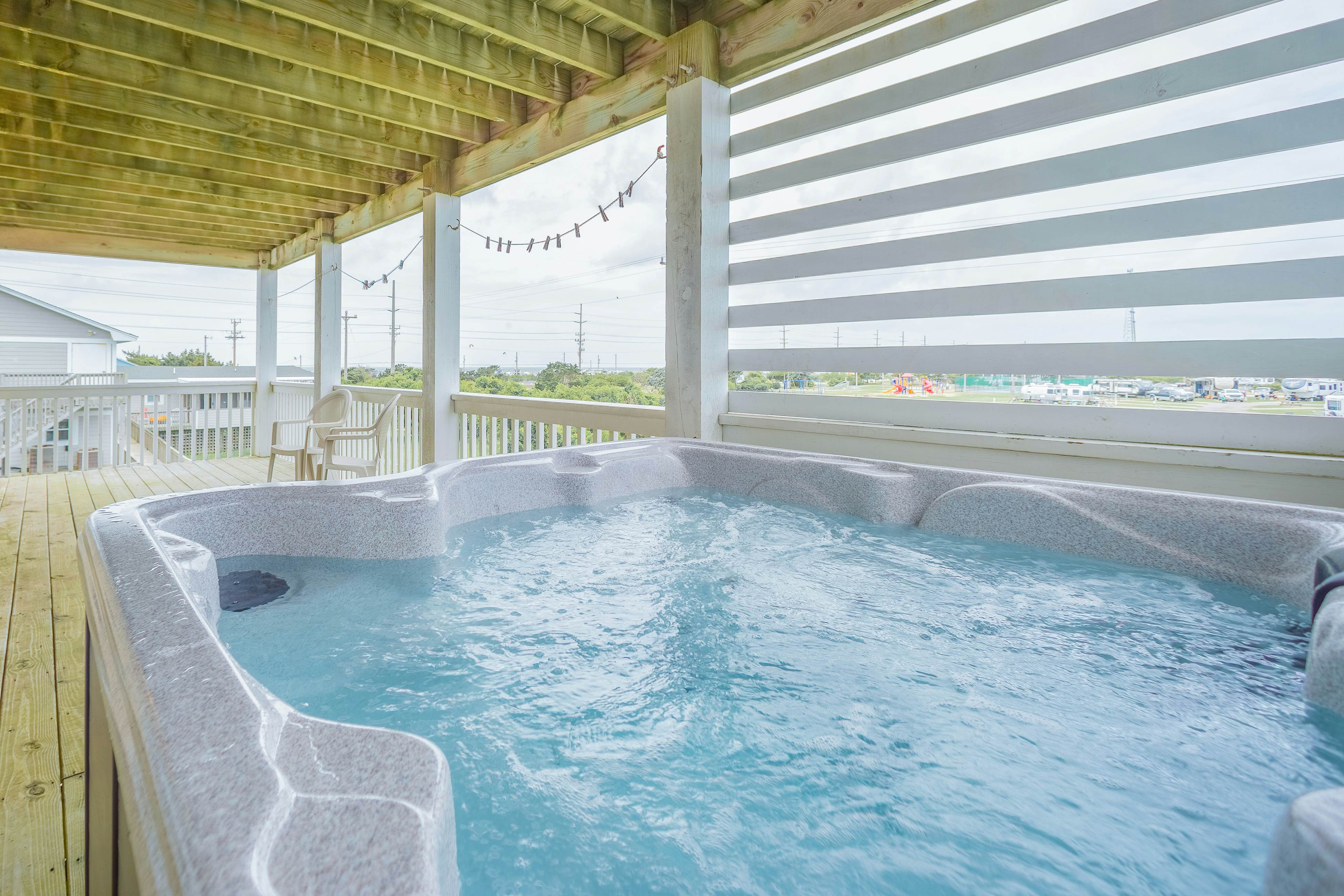 Pamlico Paradise 634 5 BD Waves, NC Vacation Rental Vacasa