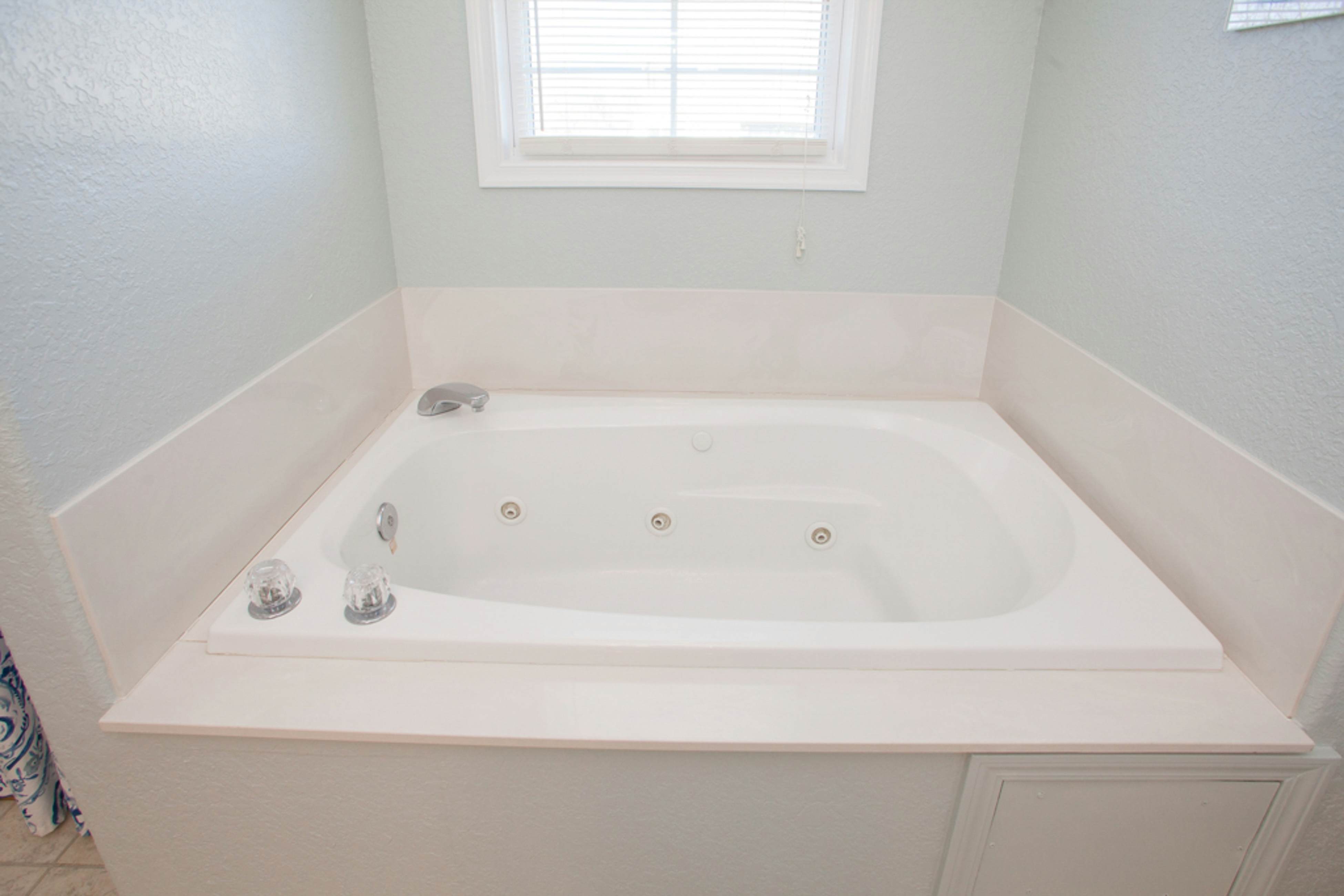 Anchor Down 5 BD Virginia Beach, VA Vacation Rental Vacasa