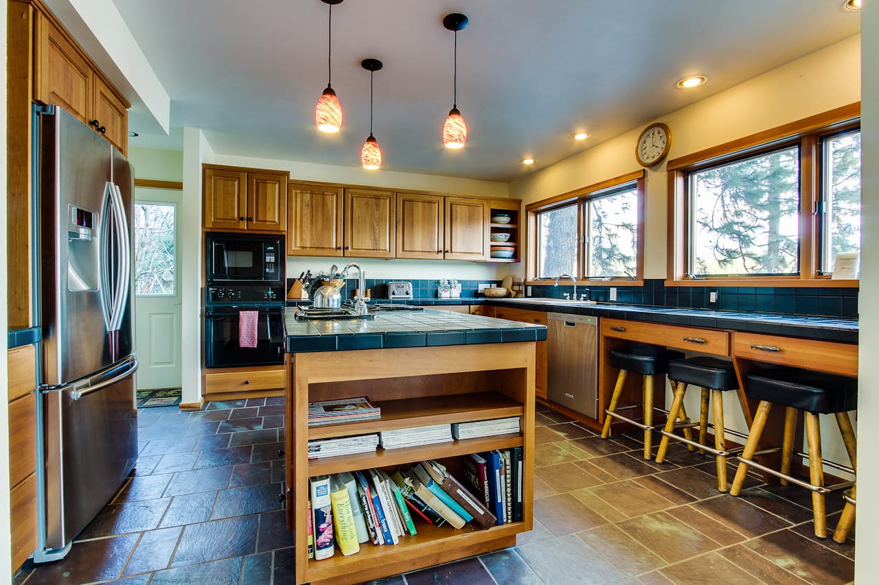 Starling Lake House 4 BD Vacation Rental in Hayden, ID Vacasa