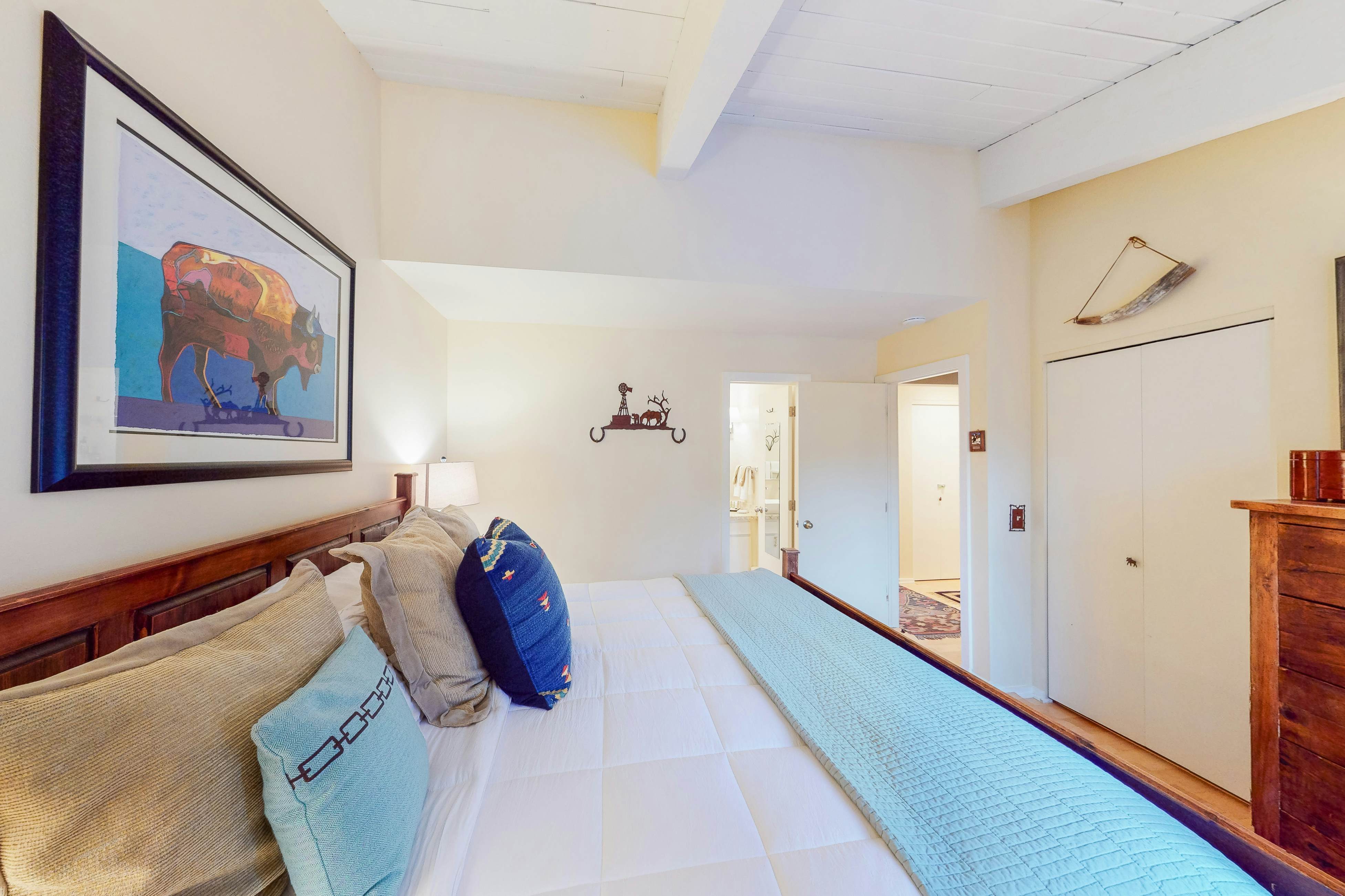 Peaceful Woodbridge Hideaway 14C