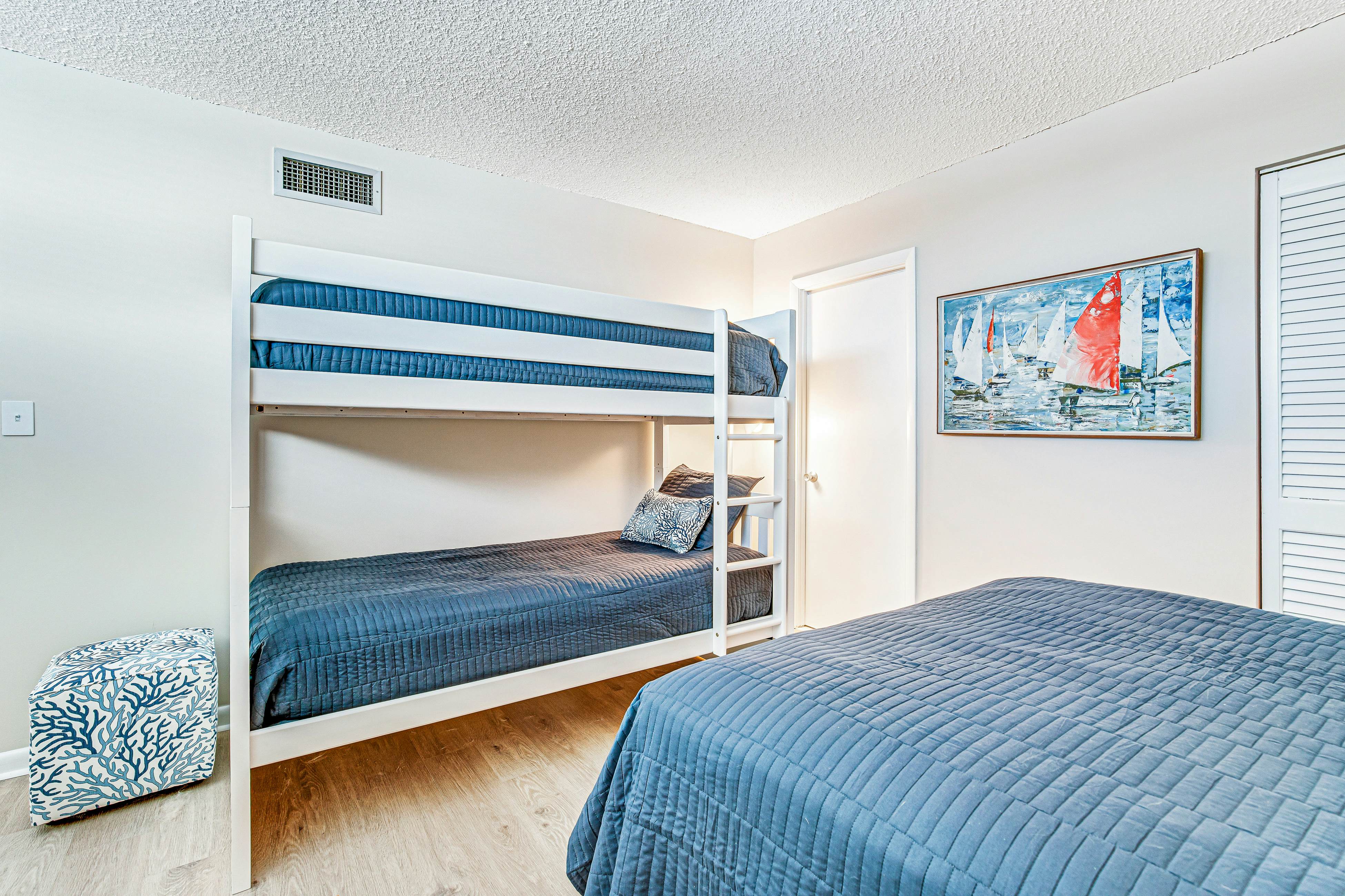 Sea Colony - 302S Edgewater House Rd