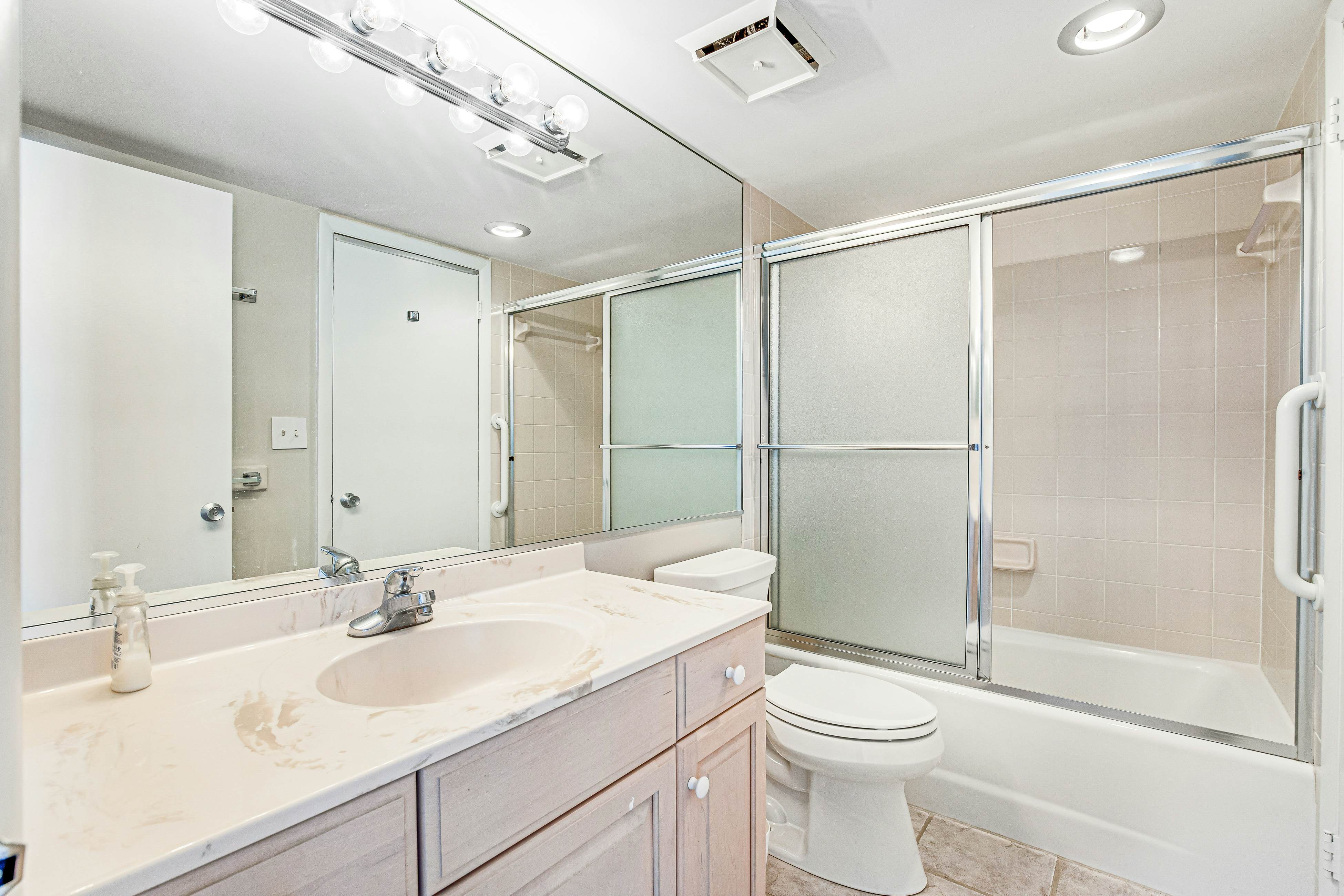 Sea Colony - 302S Edgewater House Rd