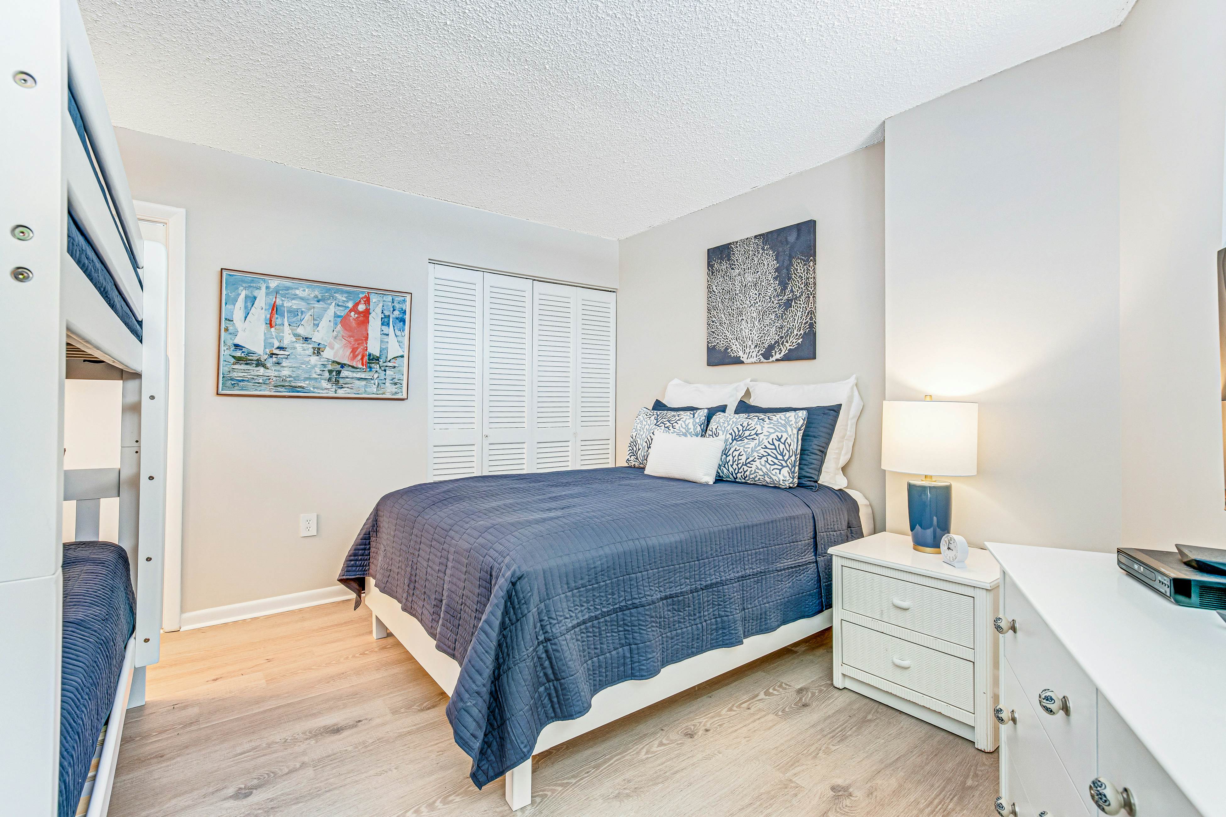 Sea Colony - 302S Edgewater House Rd