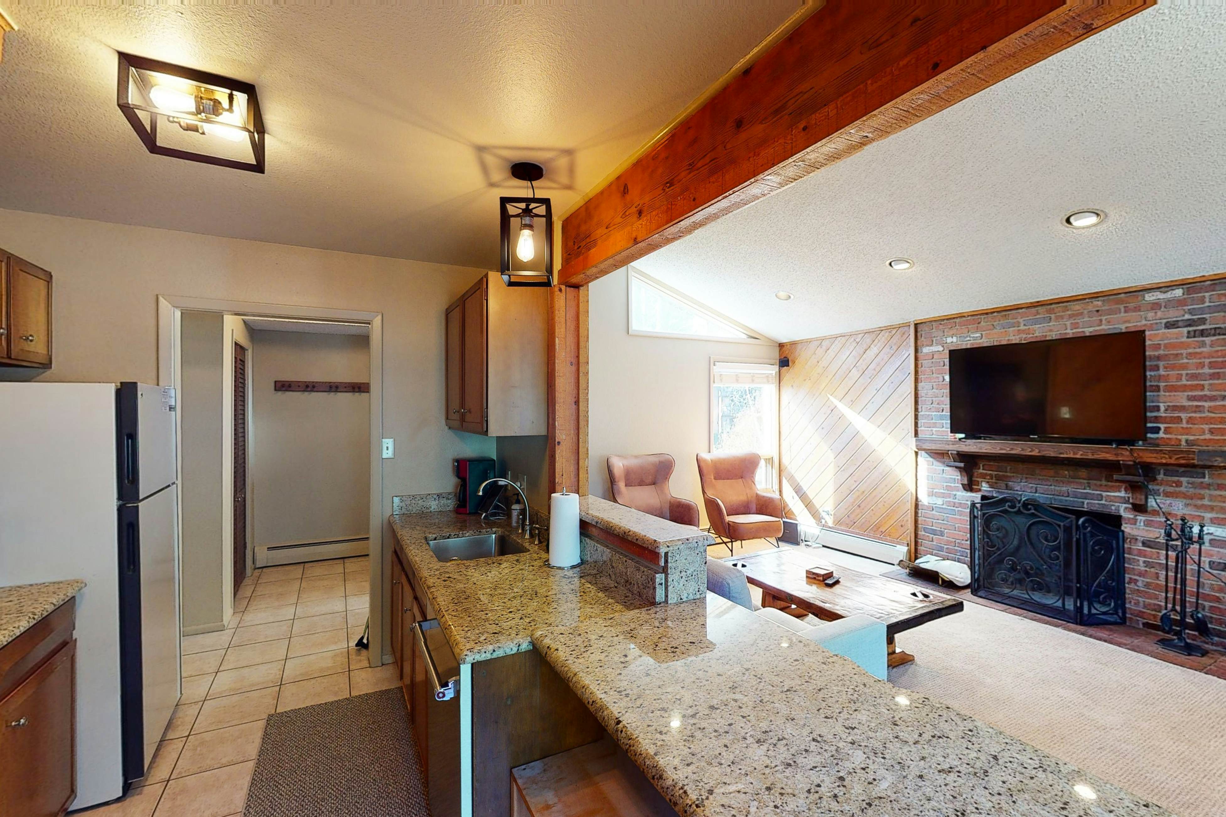 Sandstone Condominiums 9C 2 BD Vail, CO Vacation Rental Vacasa