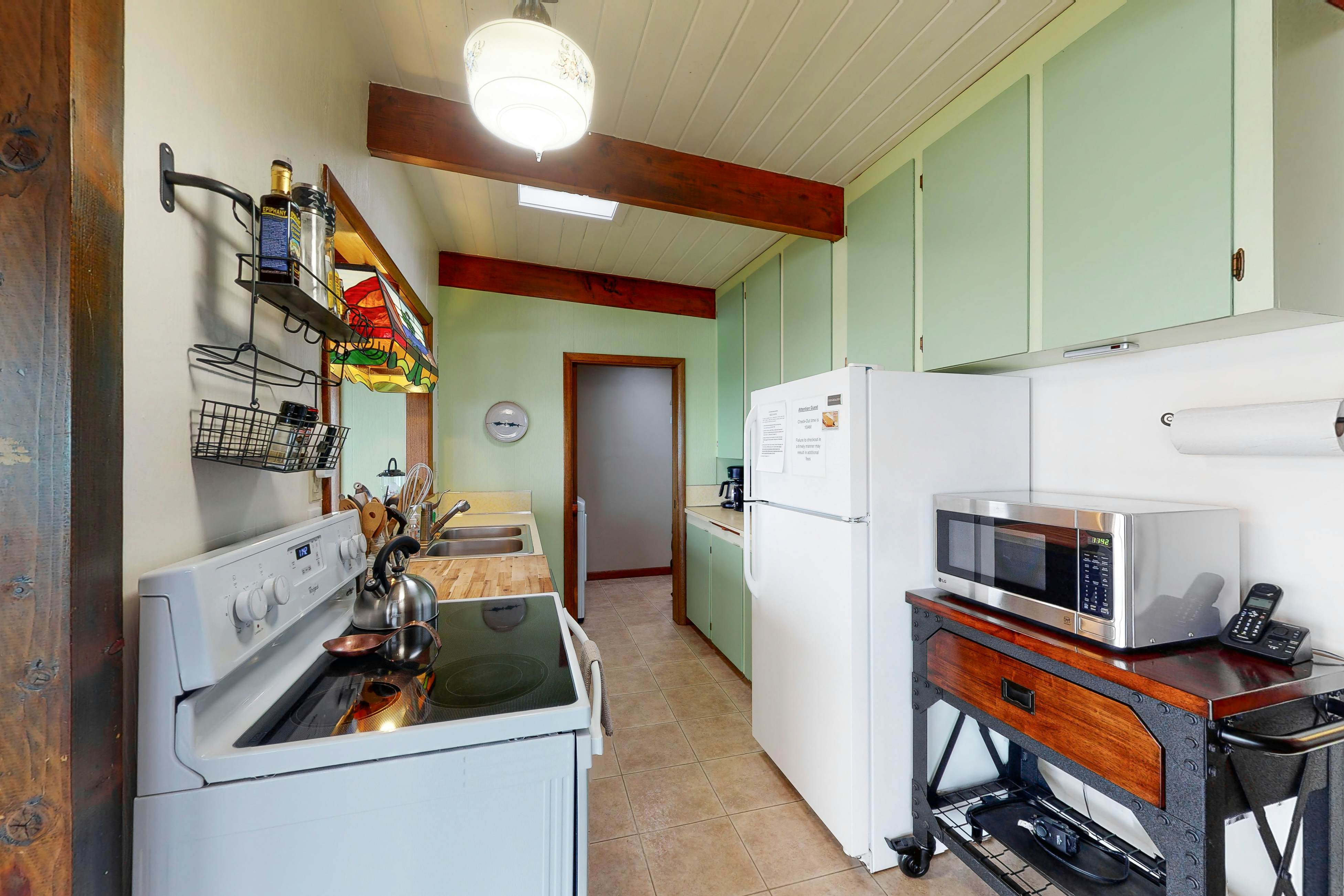 Cormorant's Crest 3 BD Seal Rock, OR Vacation Rental Vacasa