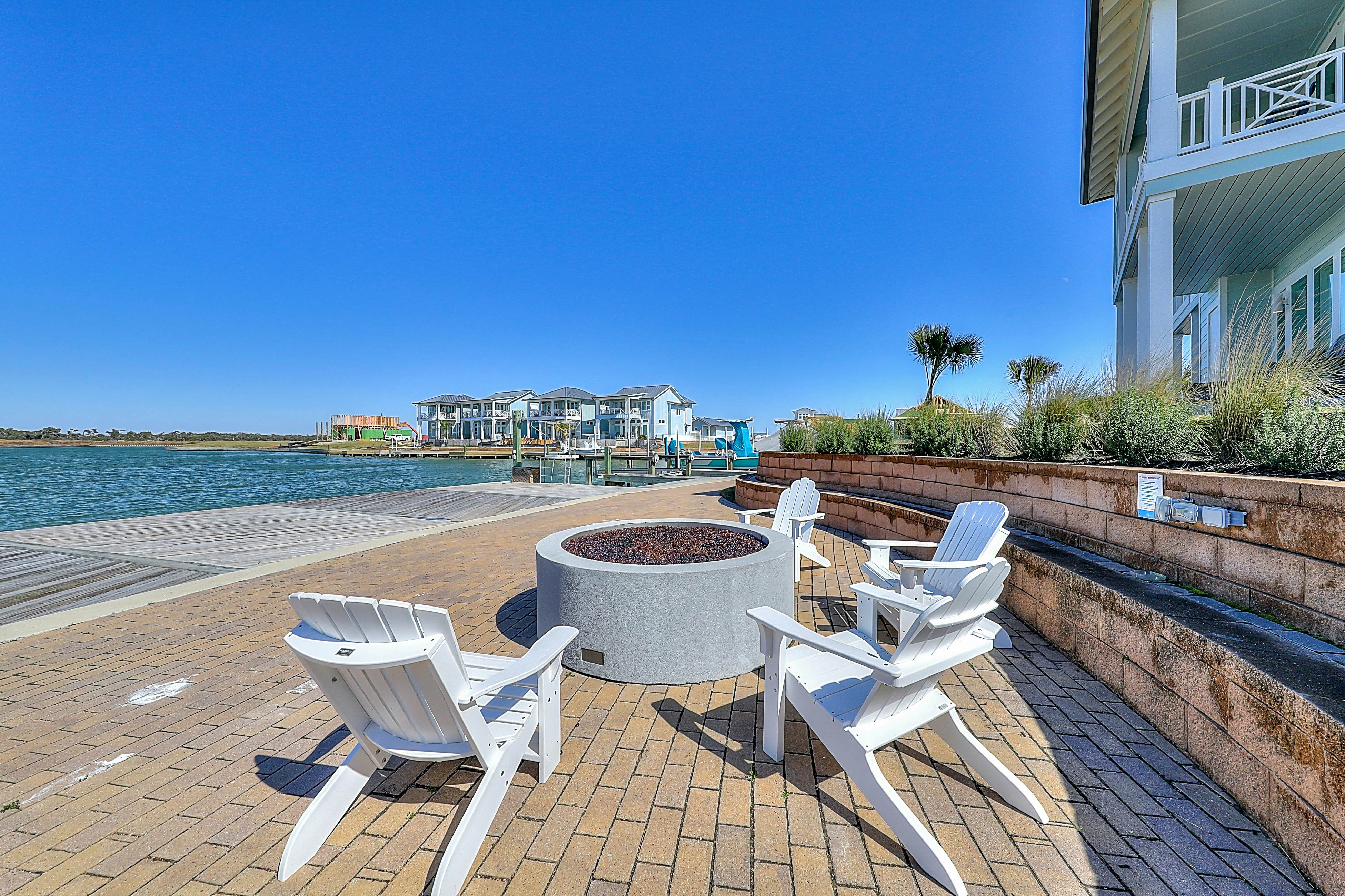 Waterfront Villa on St Charles Bay