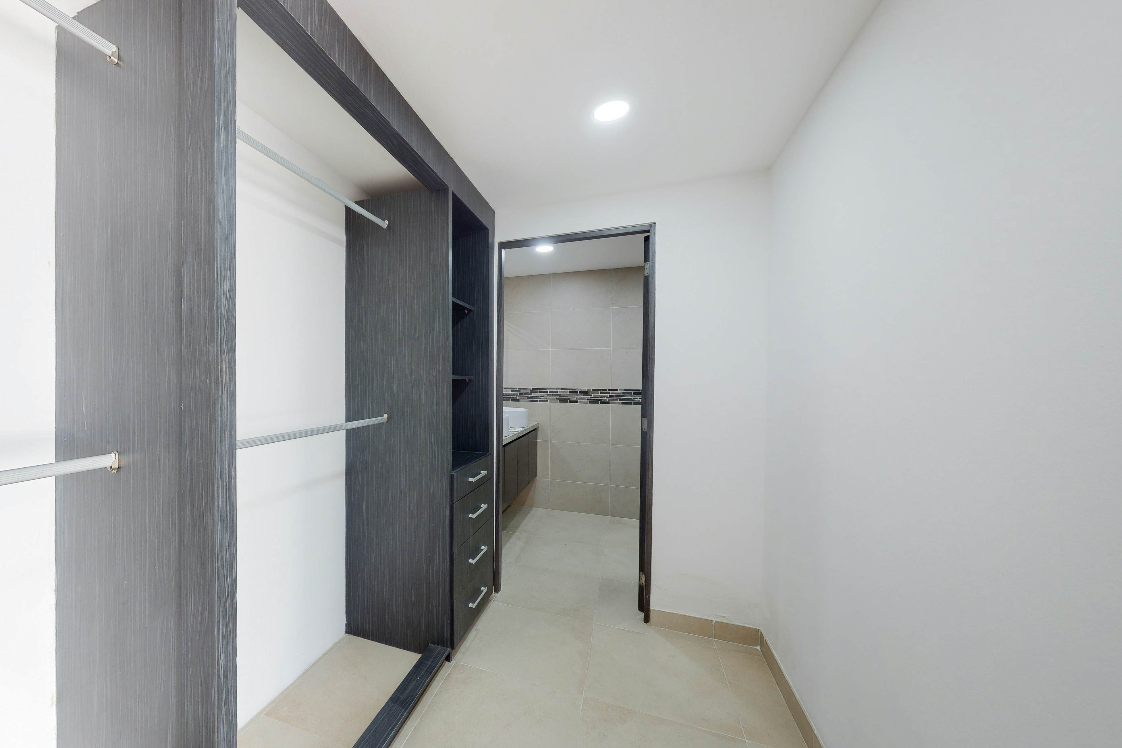 Torre Montevideo # VG02 / Malecon Las Americas