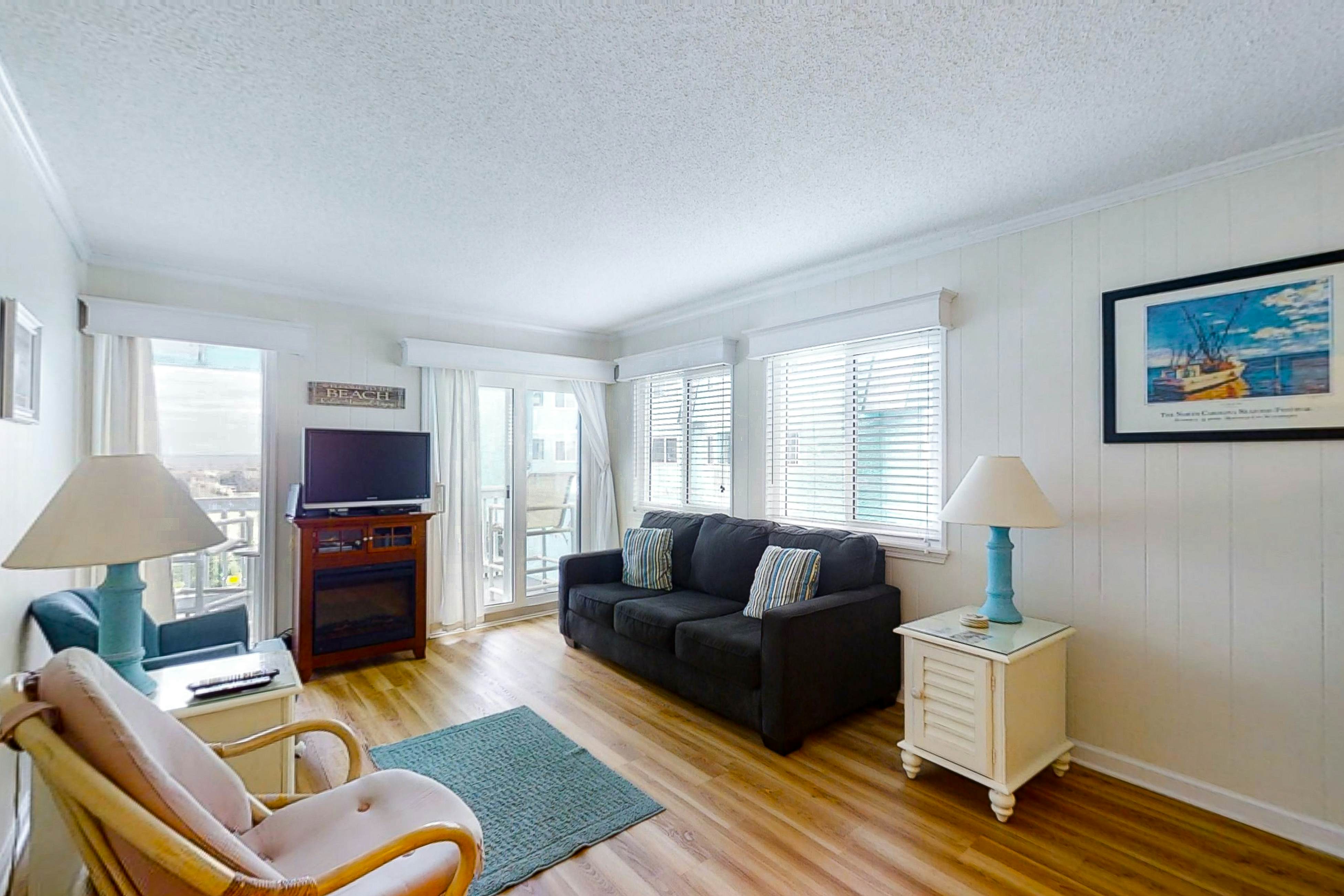 Seaspray Condo Rentals Atlantic Beach, NC Vacasa