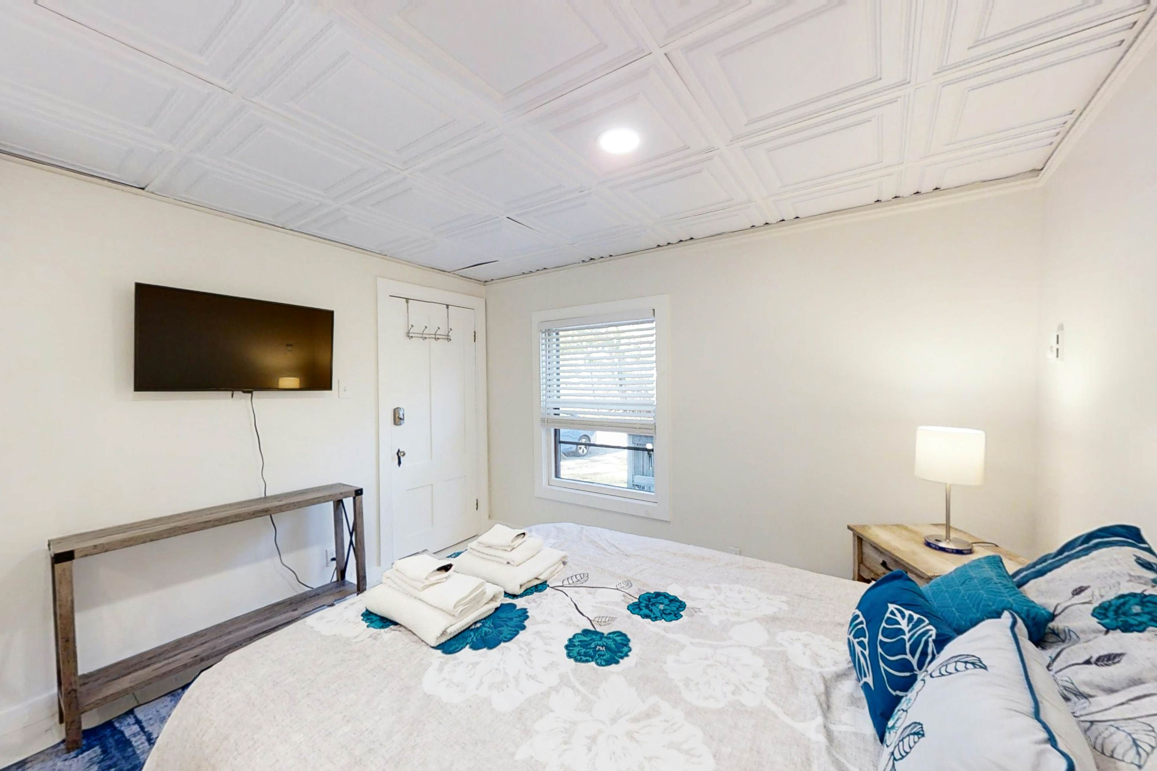 Sorrento Gardens I 1 BD Sorrento, ME Vacation Rental Vacasa