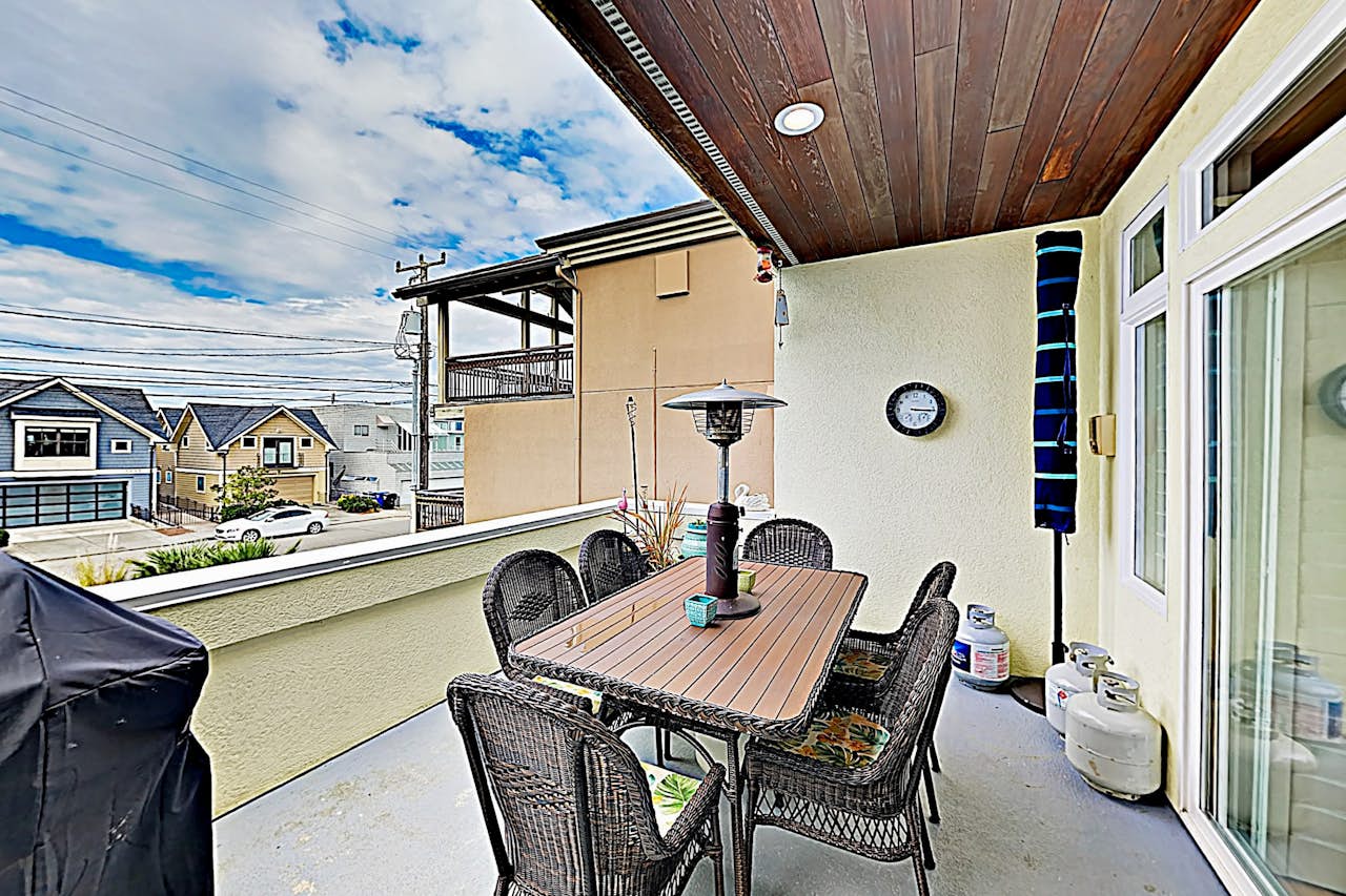 Alki Adventures 4 BD Seattle, WA Vacation Rental Vacasa