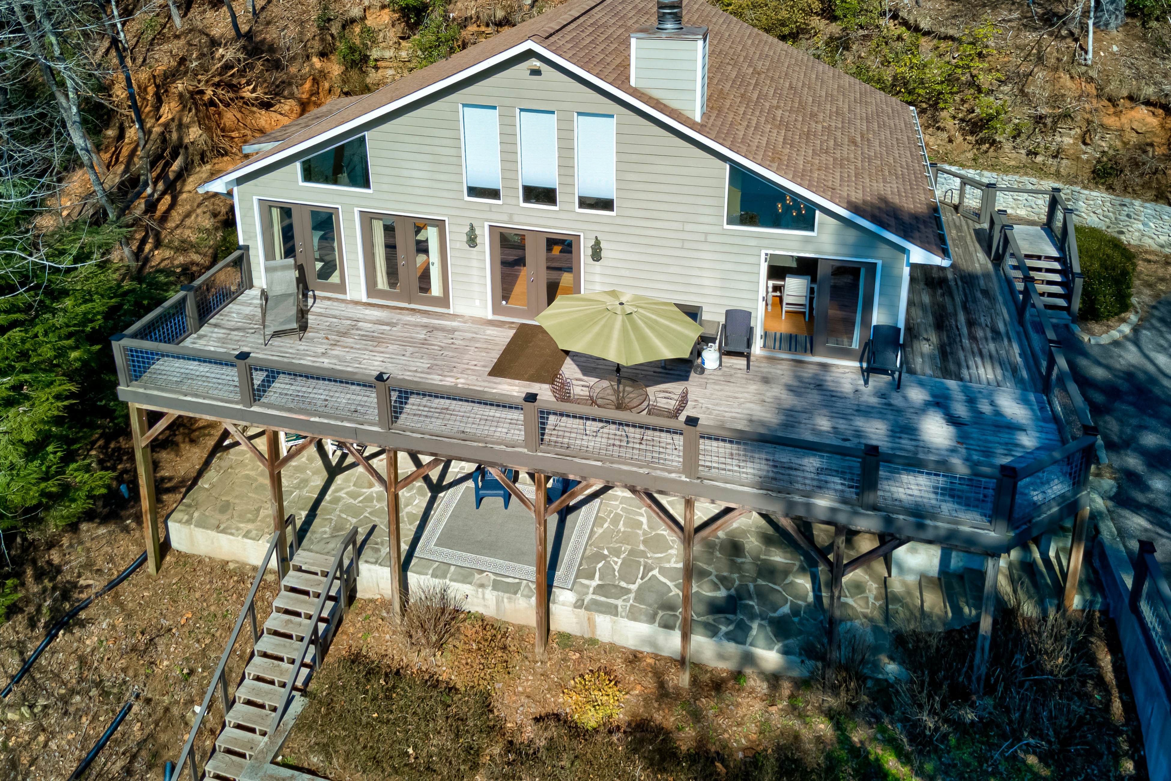 Lakeside Retreat on Lake Rabun