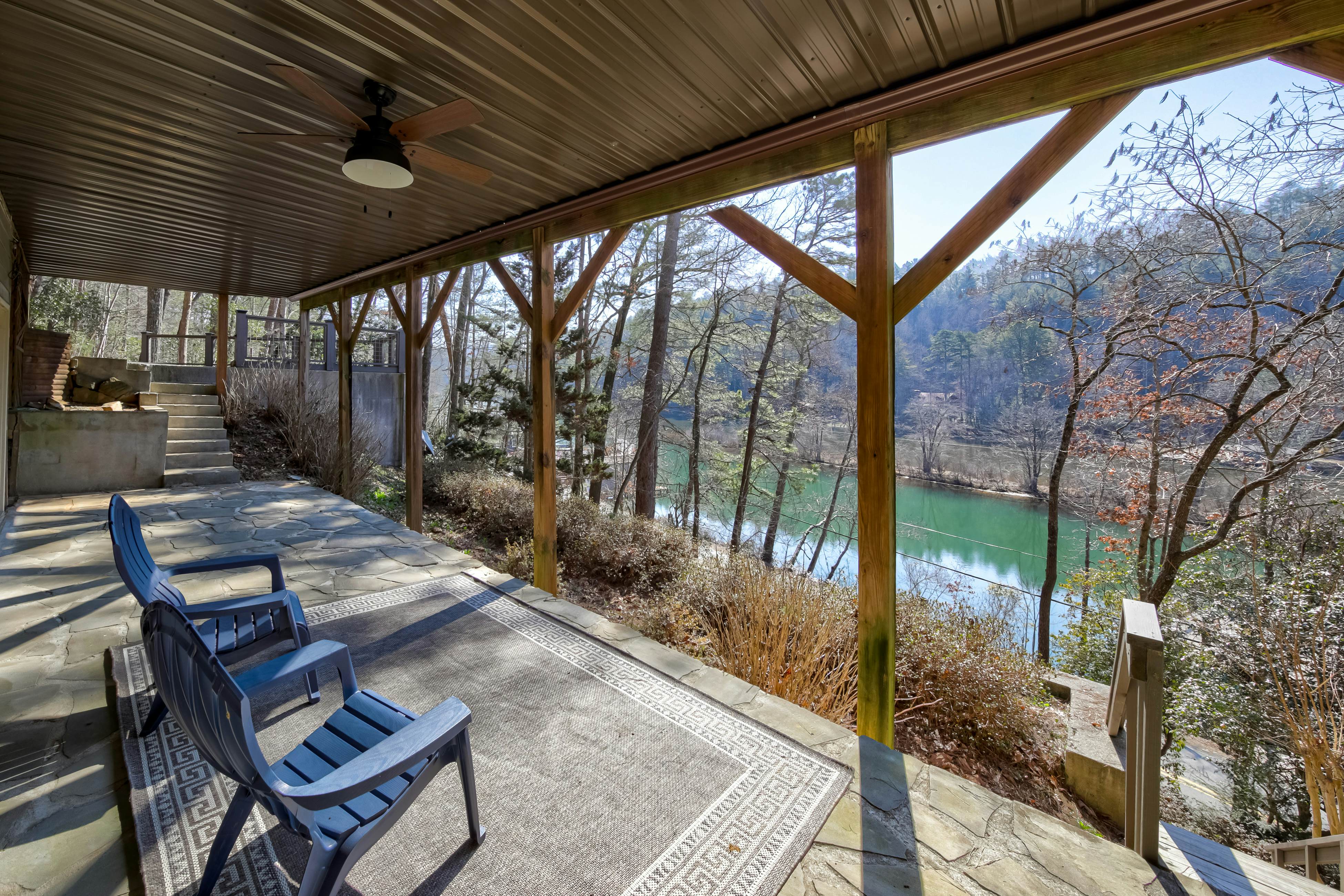 Lakeside Retreat on Lake Rabun