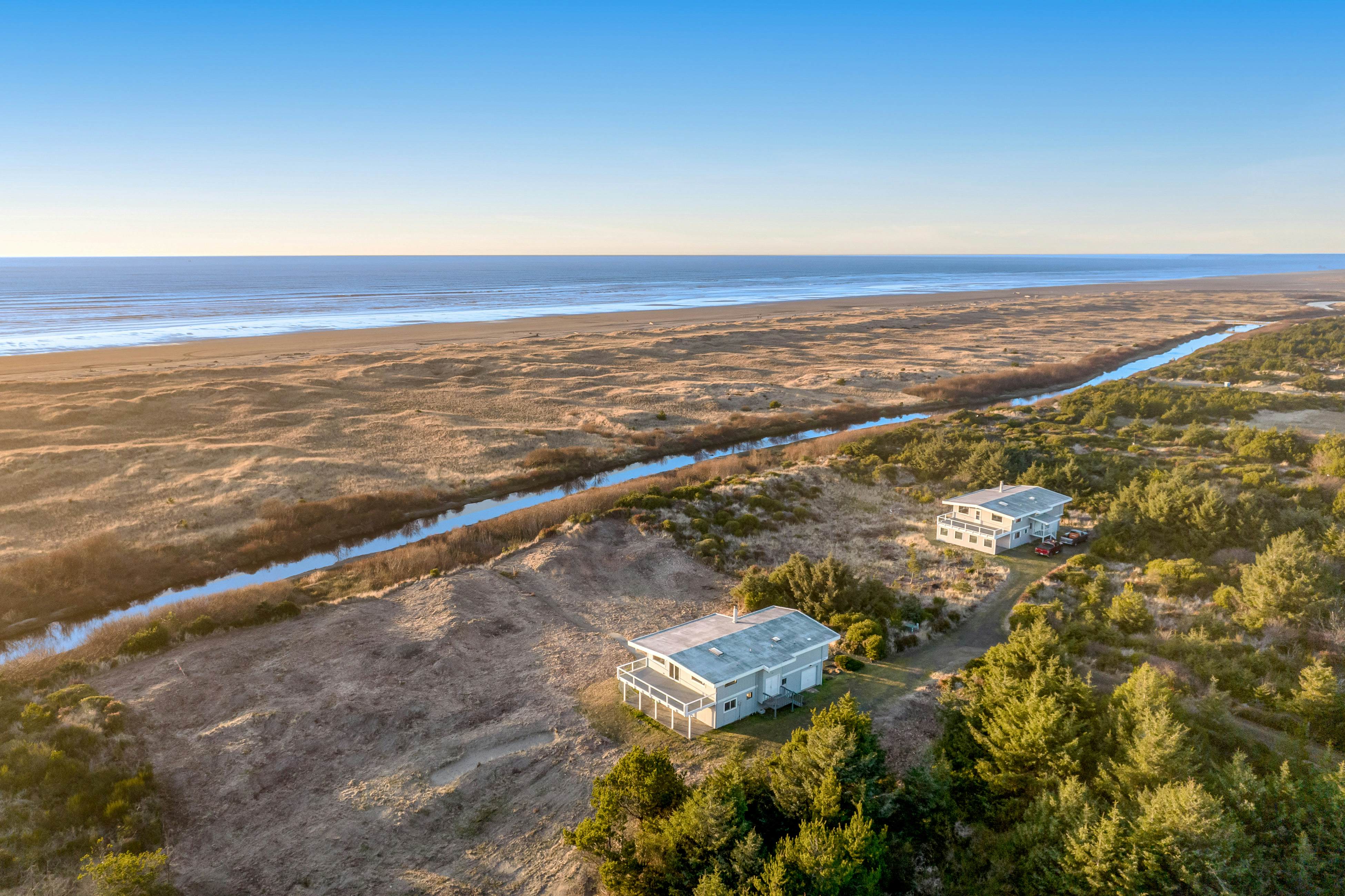 Copalis Beach Hideaway 4 BD Copalis Beach, WA Vacation Rental Vacasa