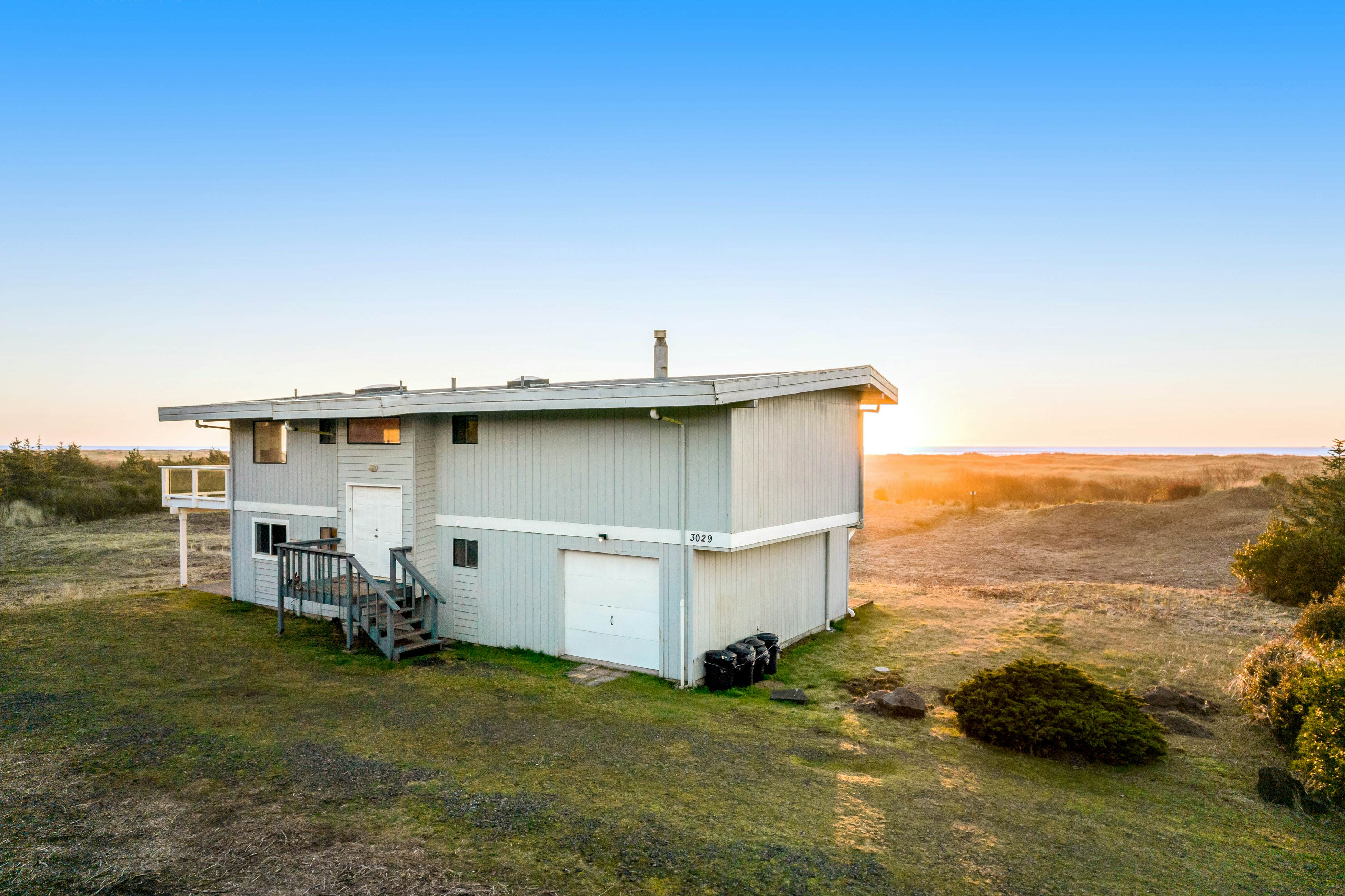 Copalis Beach Hideaway 4 BD Copalis Beach, WA Vacation Rental Vacasa