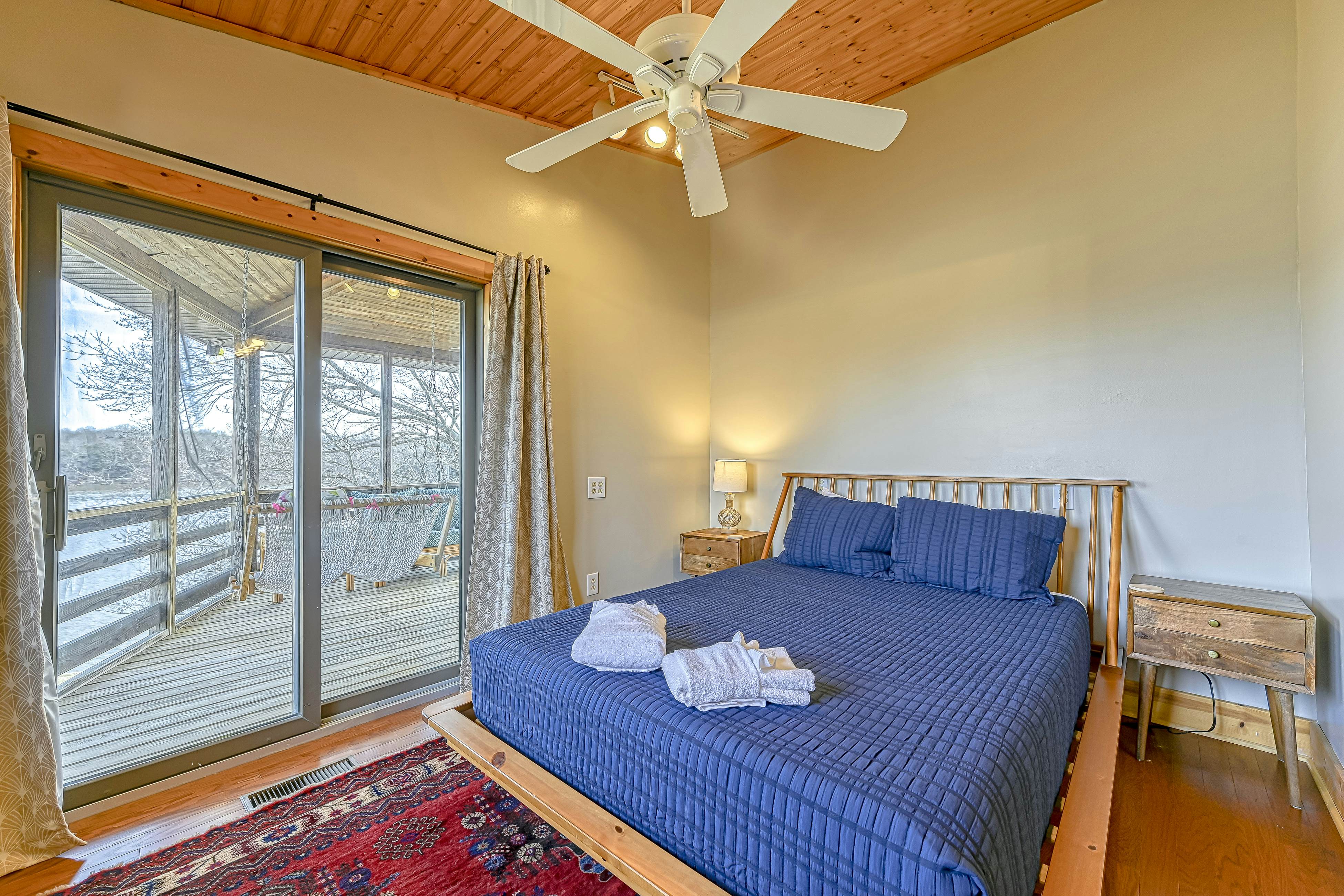 Flying Moose Lodge at Lake Anna