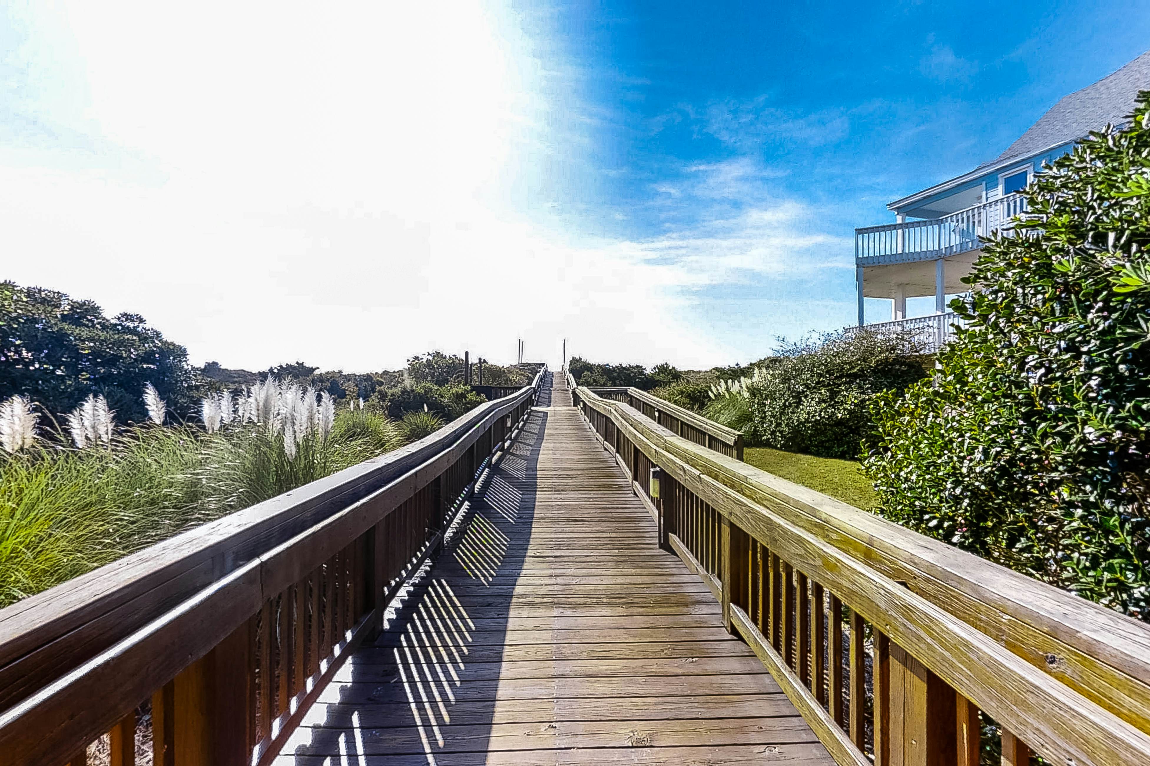 Sands Villa 121 3 BD Atlantic Beach, NC Vacation Rental Vacasa