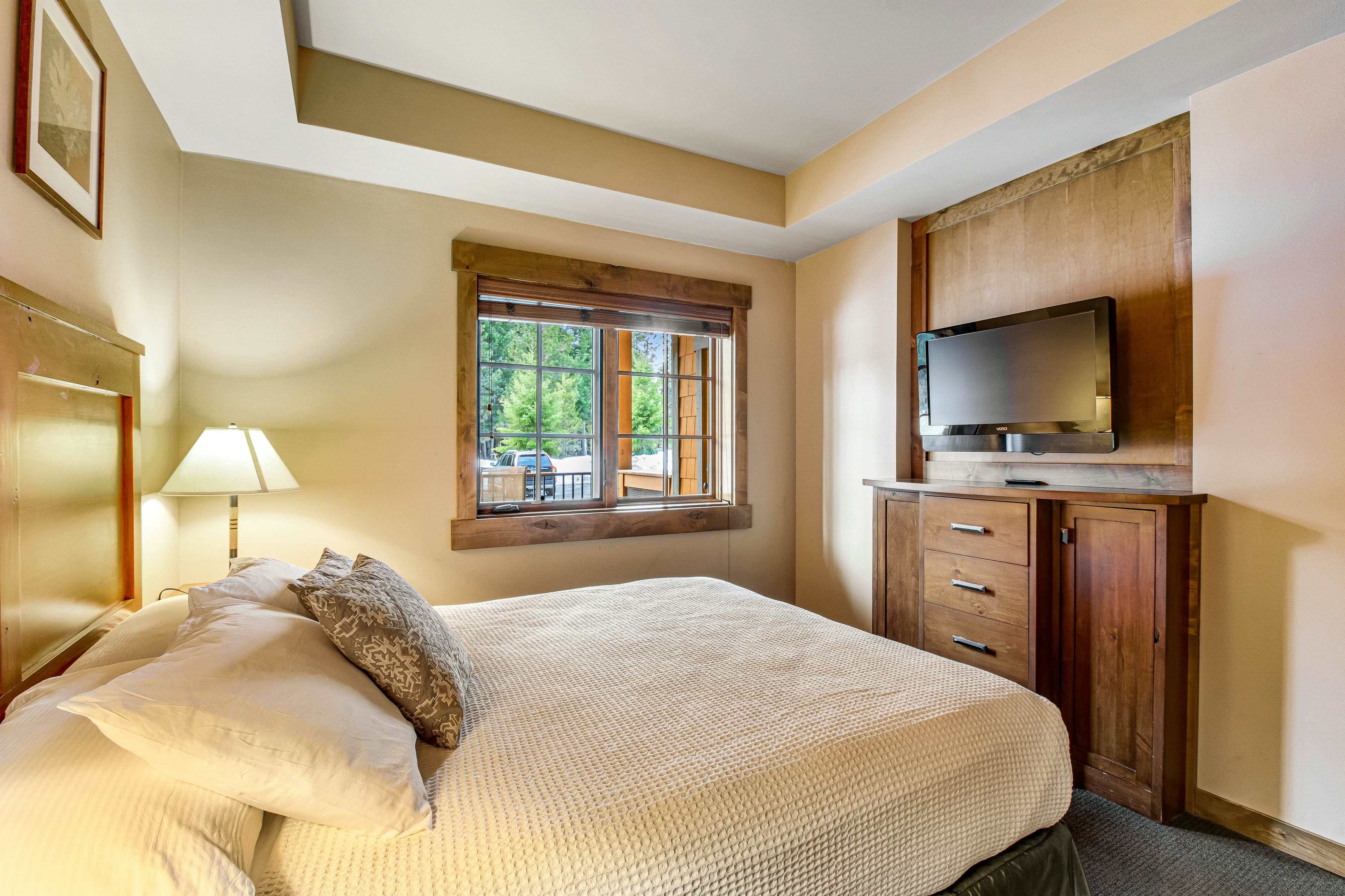 Trailhead Lodge #108