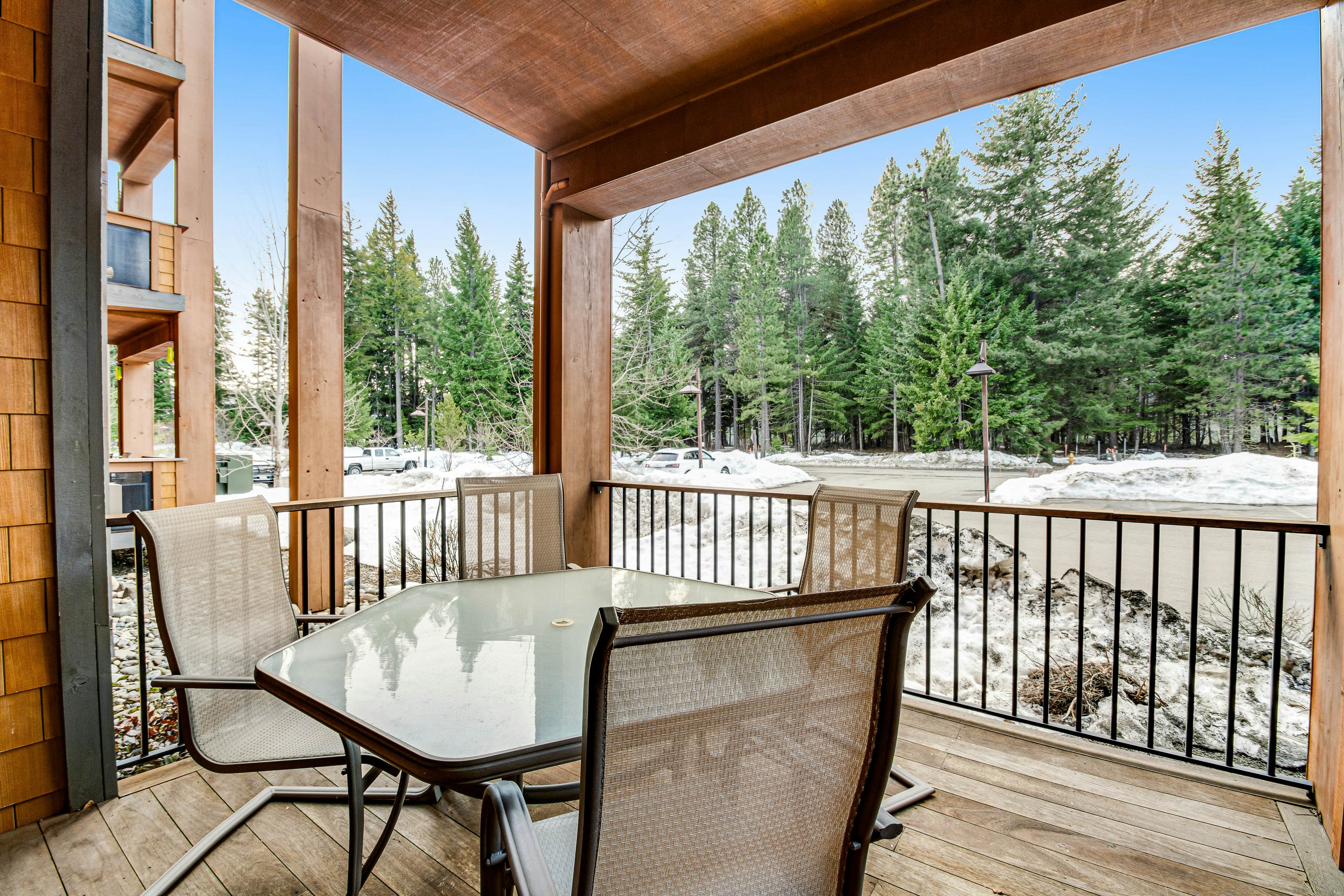 Trailhead Lodge #108