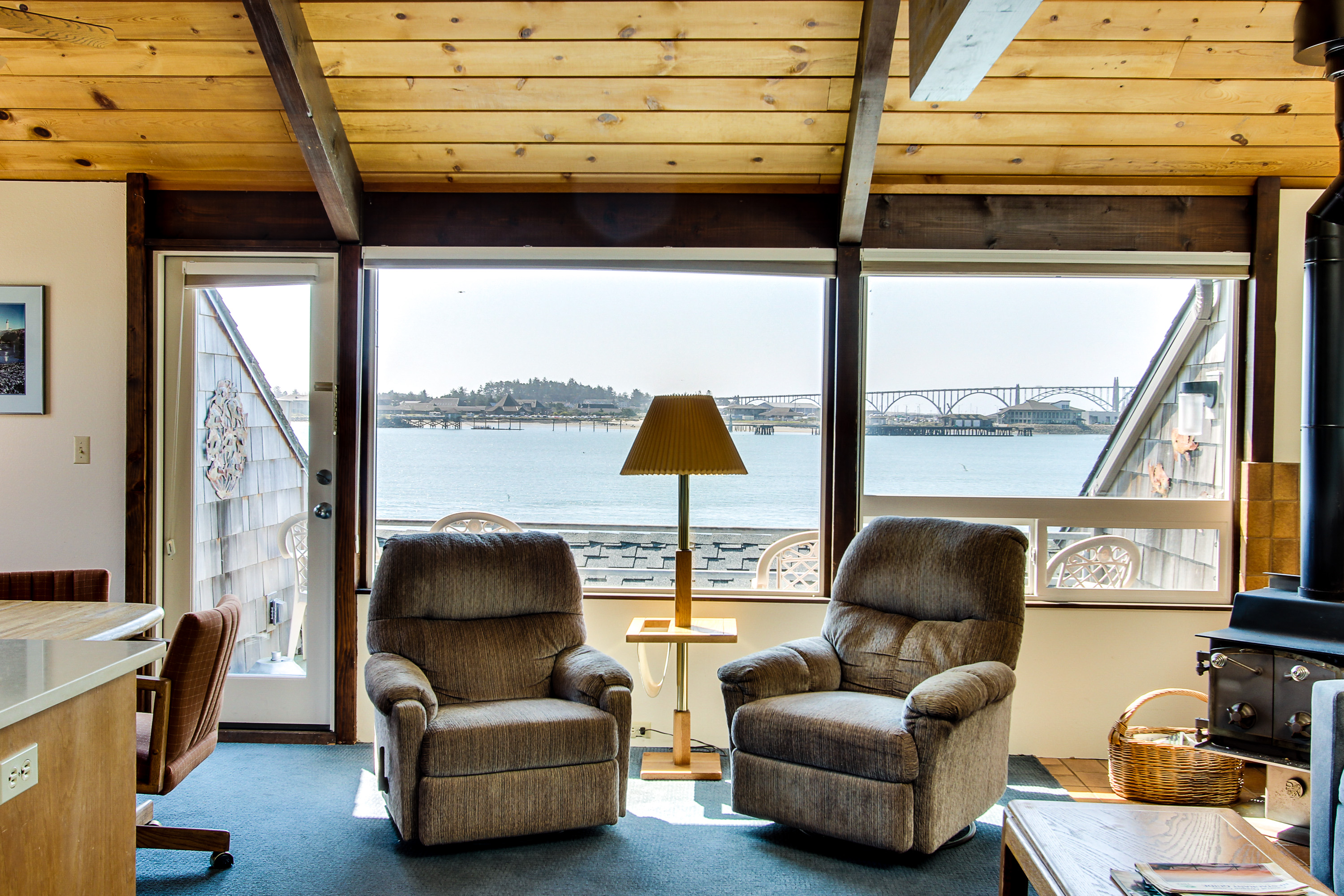 Embarcadero Condo E225 2 BD Newport, OR Vacation Rental Vacasa