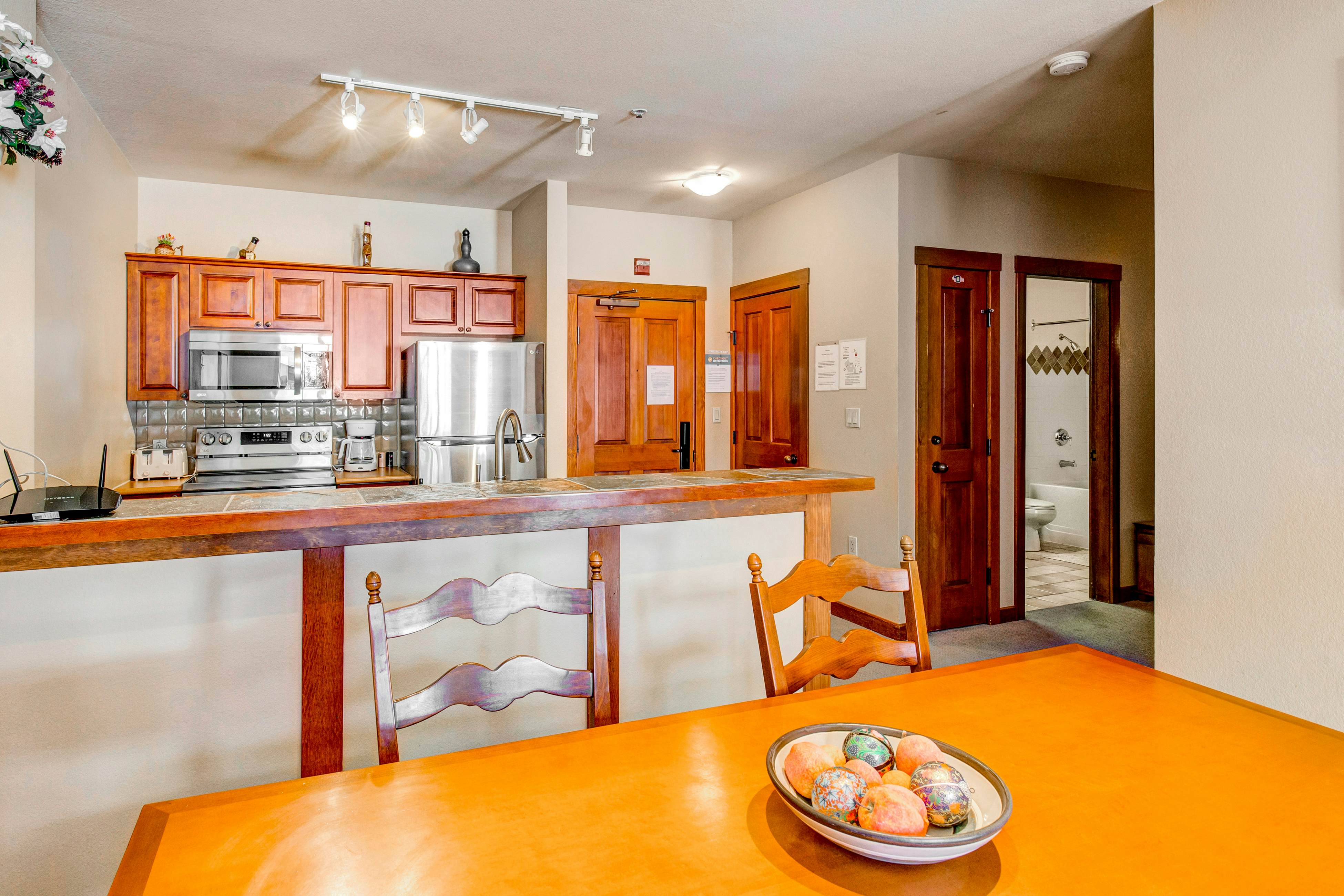 Powderhorn Lodge 107 - Columbine Suite